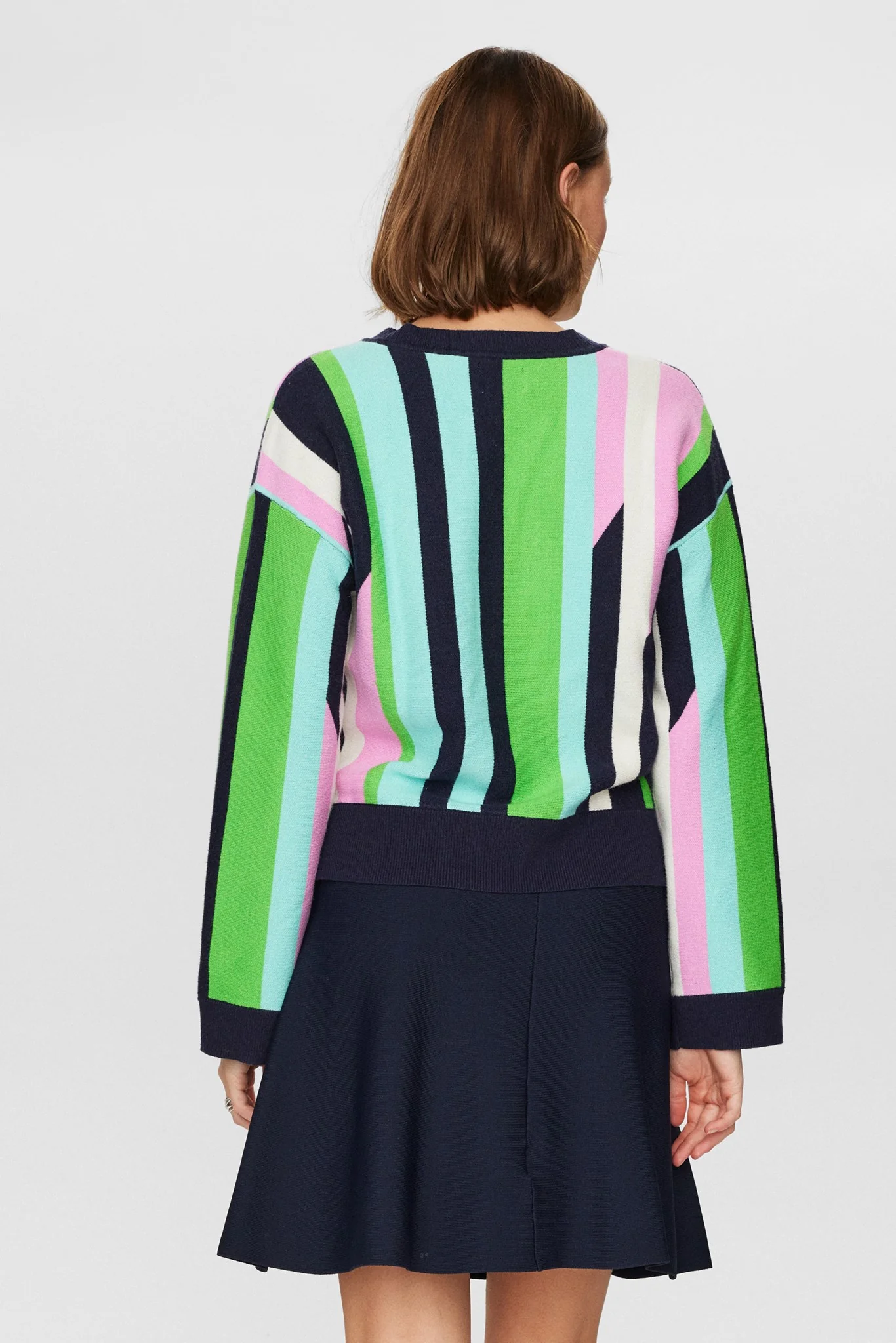 NUGEOS PULLOVER - Classic Green - Image 2