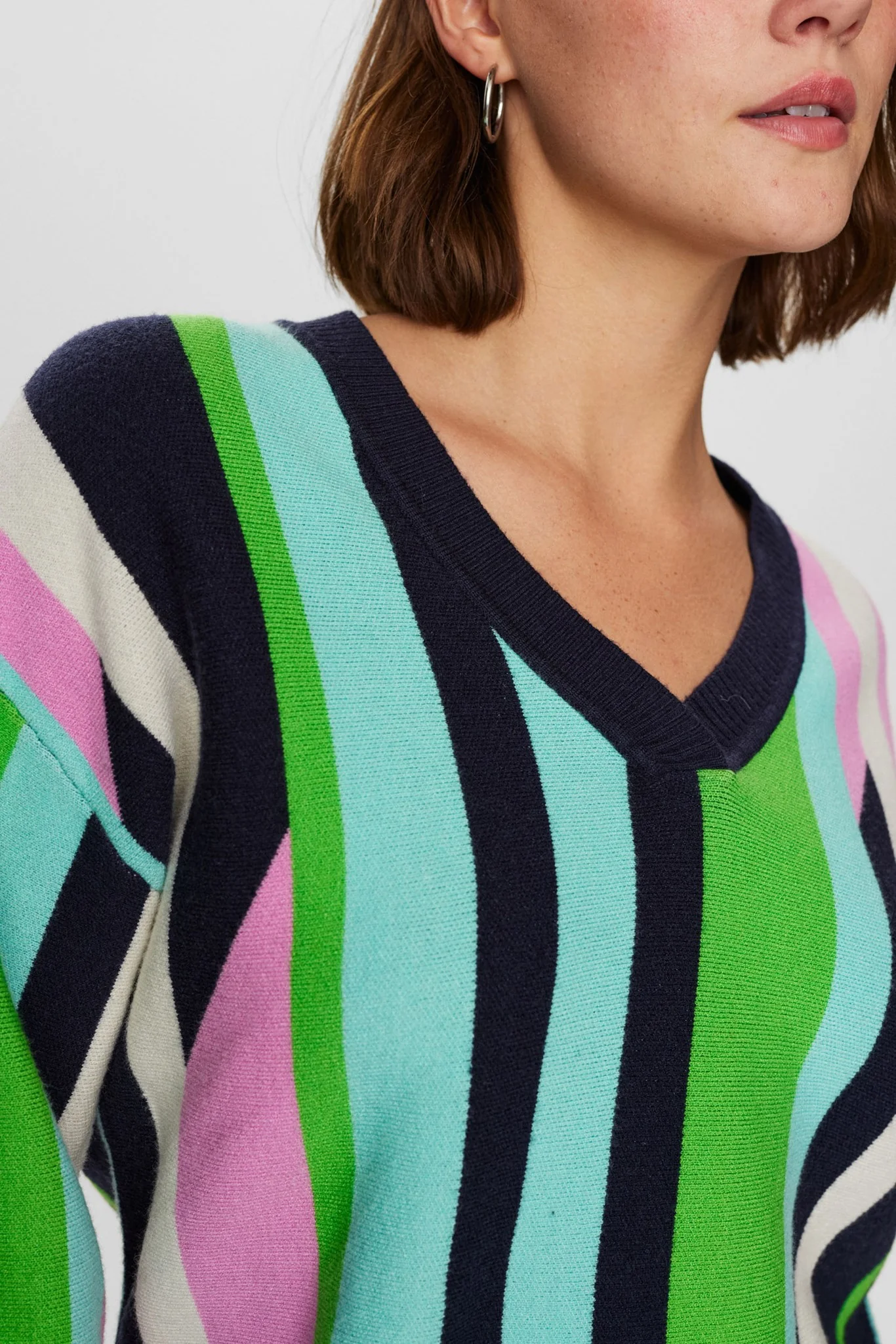 NUGEOS PULLOVER - Classic Green - Image 5