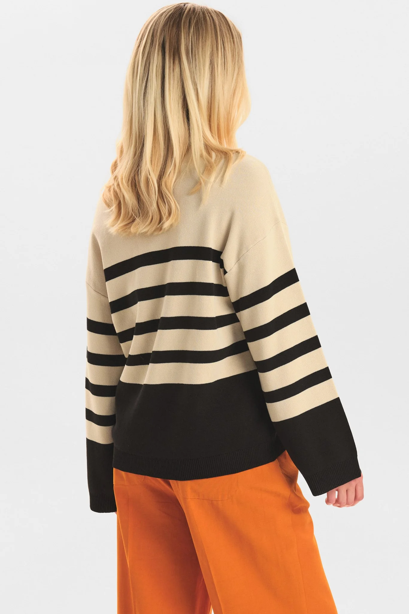 NUGHITA PULLOVER - Caviar - Image 2