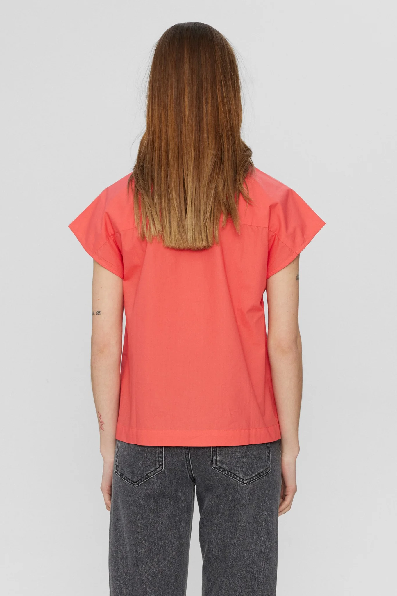 NUGIA SLEEVELESS SHIRT - Calypso Coral - Image 2