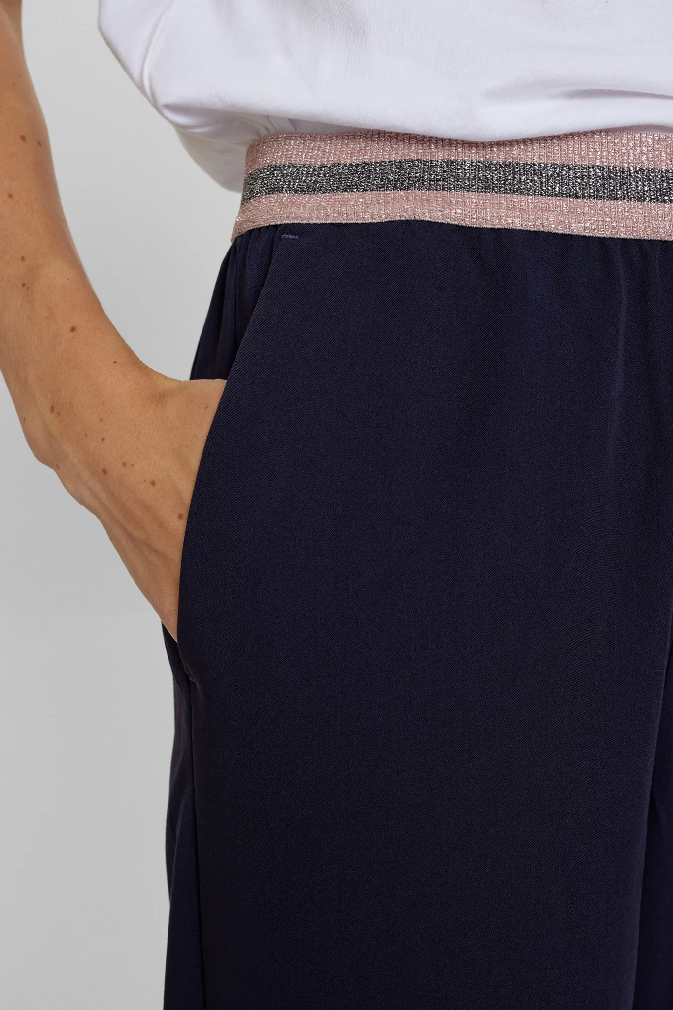 NUGIZA  PANT - Dark Sapphire - Image 4