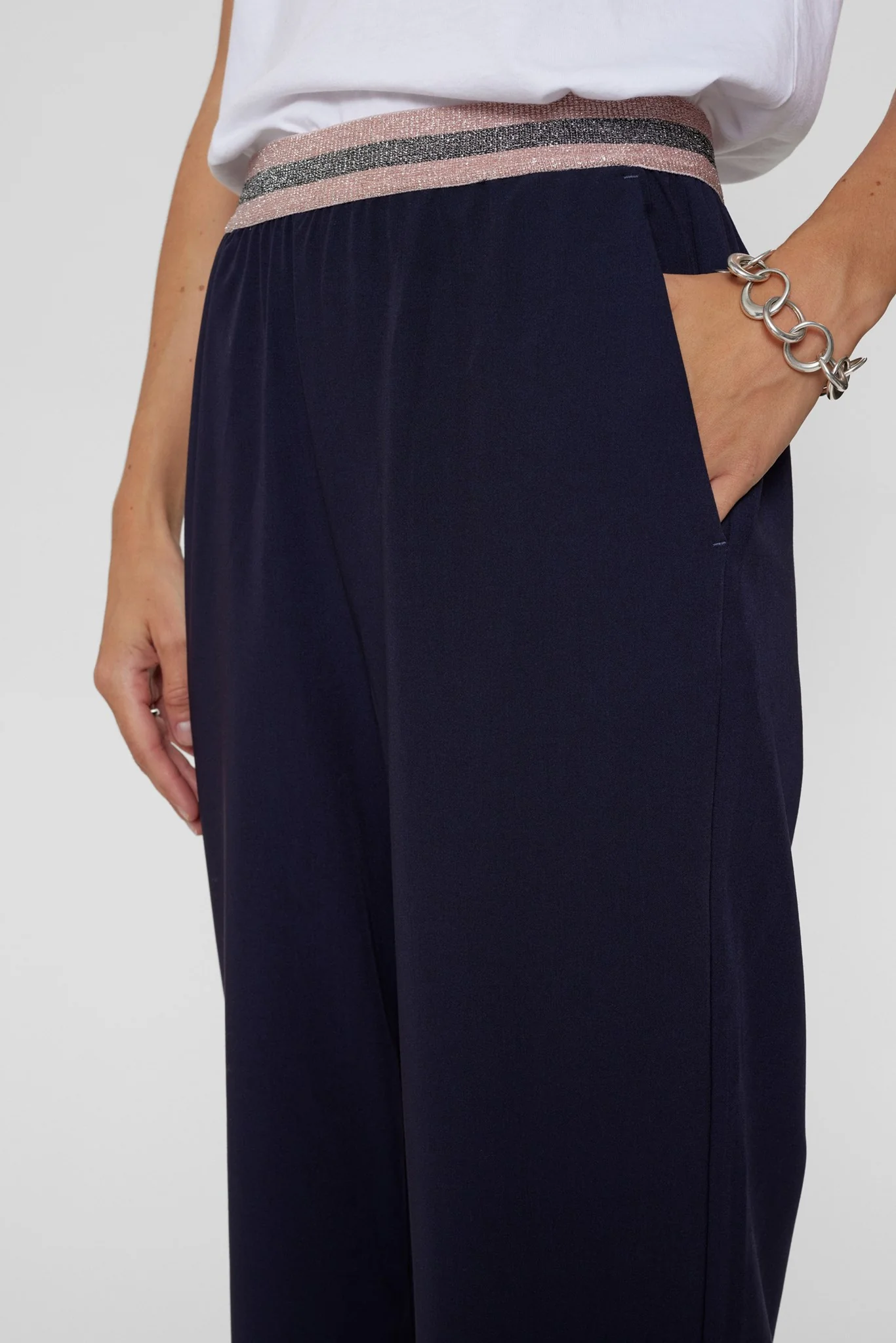 NUGIZA  PANT - Dark Sapphire - Image 5