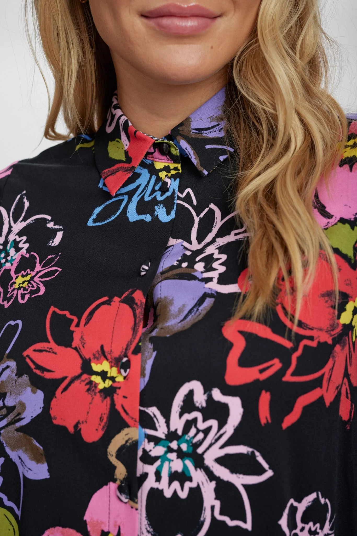 NUHALLIE SHIRT - Caviar - Image 4