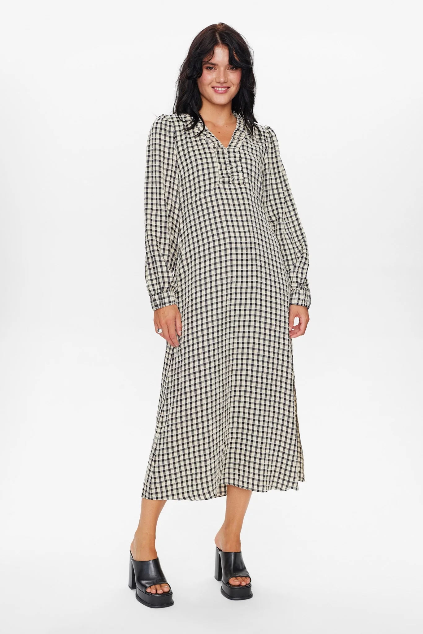 NUINES DRESS - Caviar - Image 3