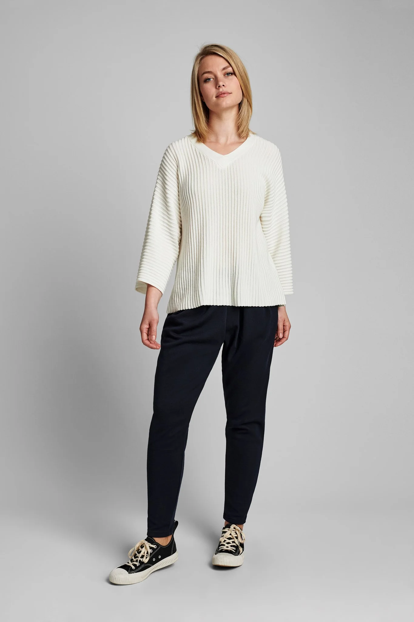 NUIRMELIN V-NECK PULLOVER - NOOS - Cloud Dancer - Image 8