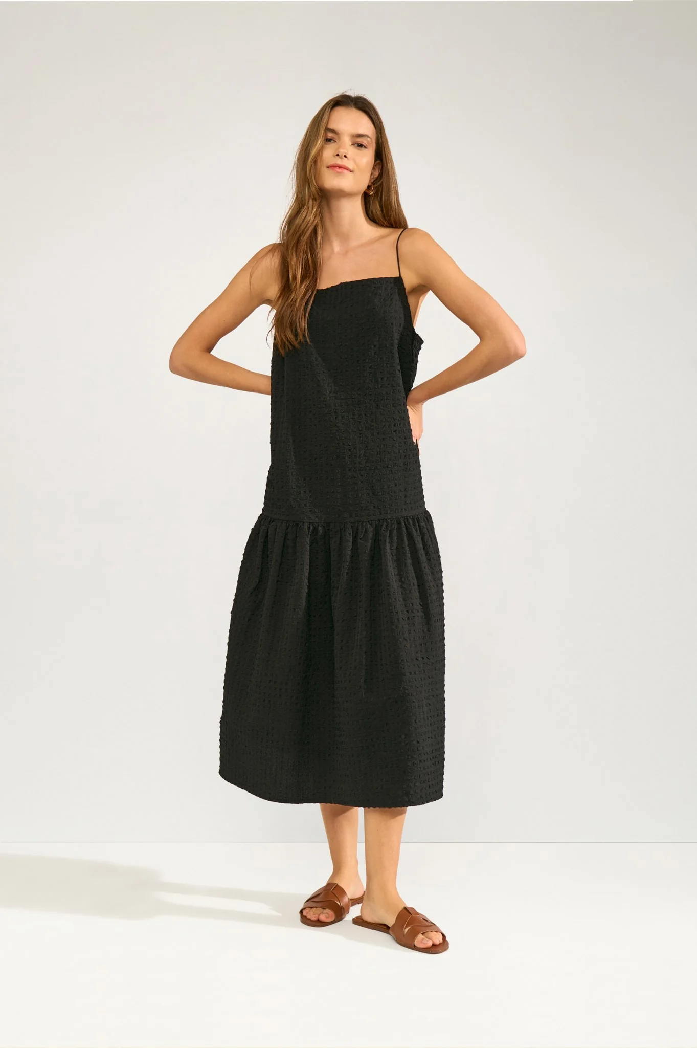 NUISOLA DRESS - Caviar - Image 6
