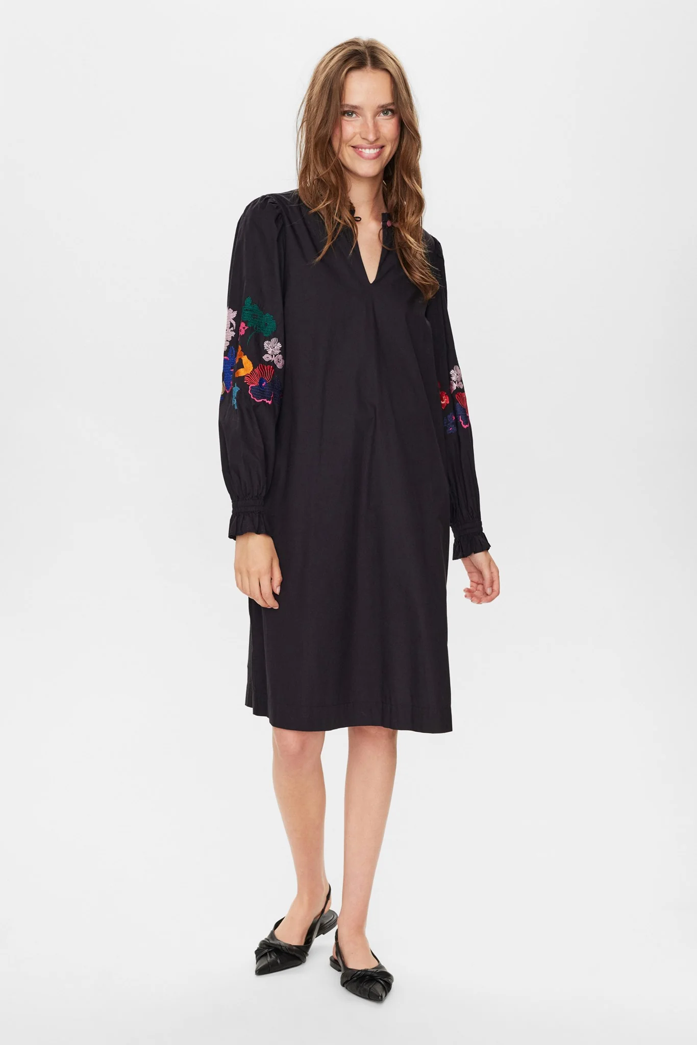 NUJASMINE DRESS - Caviar - Image 3