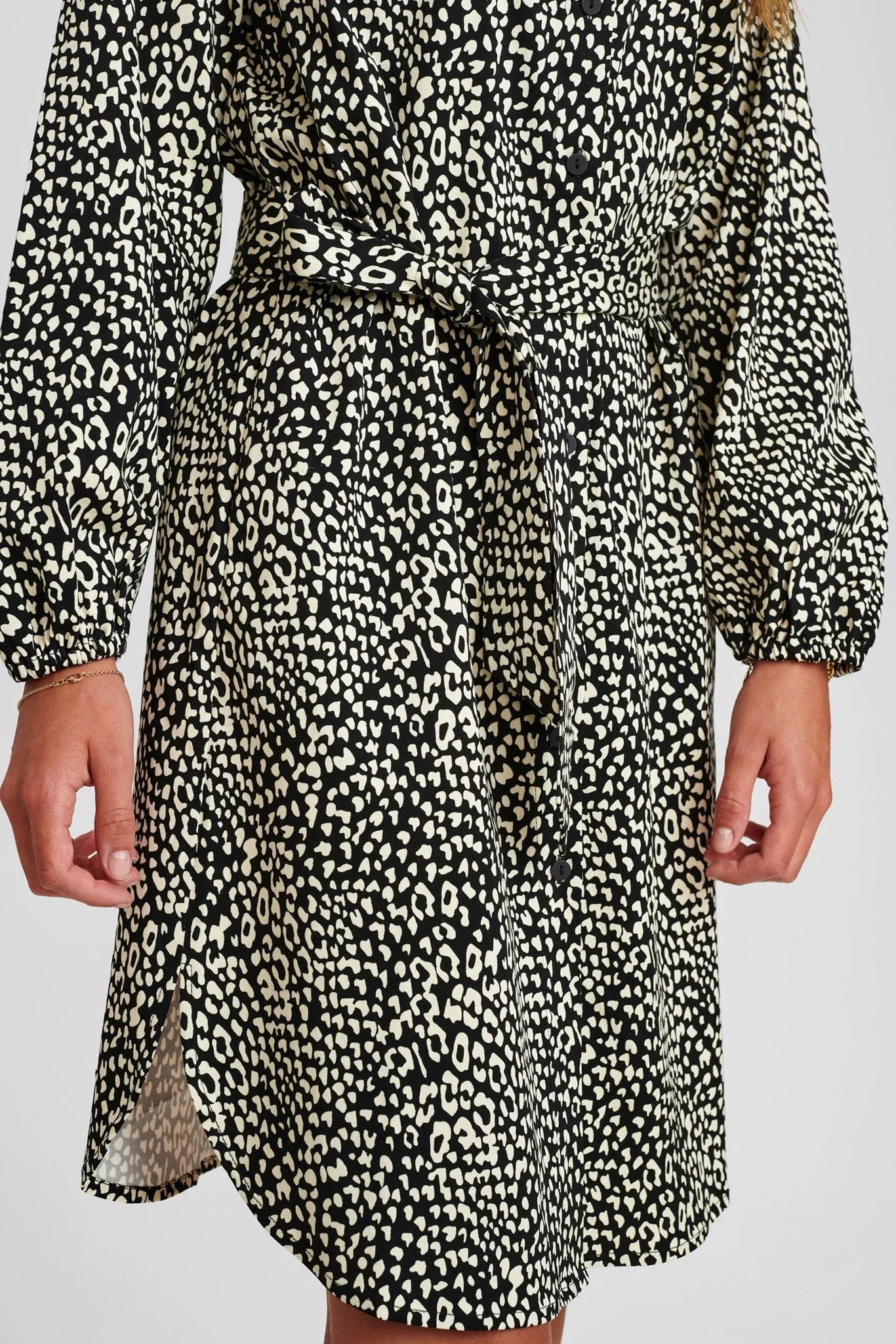 NUJESSICA DRESS - Caviar - Image 5