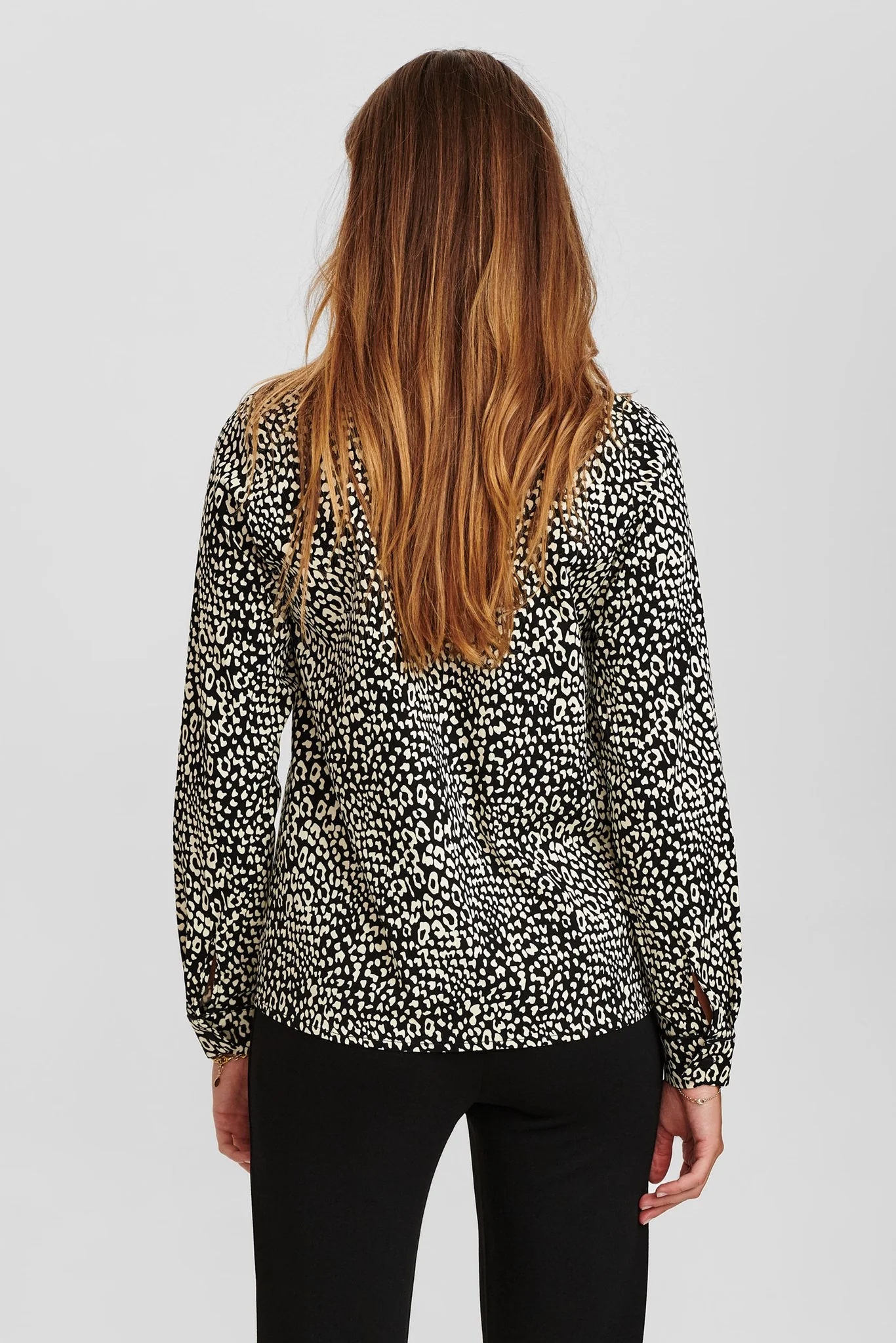 NUJESSICA SHIRT  - Caviar - Image 2