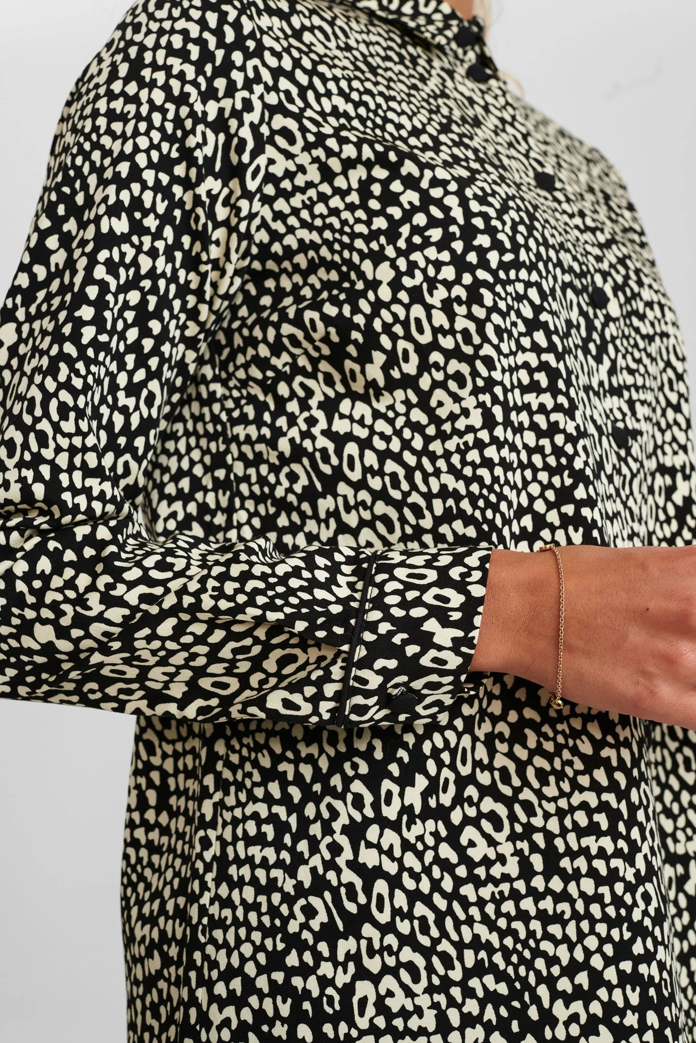 NUJESSICA SHIRT  - Caviar - Image 5