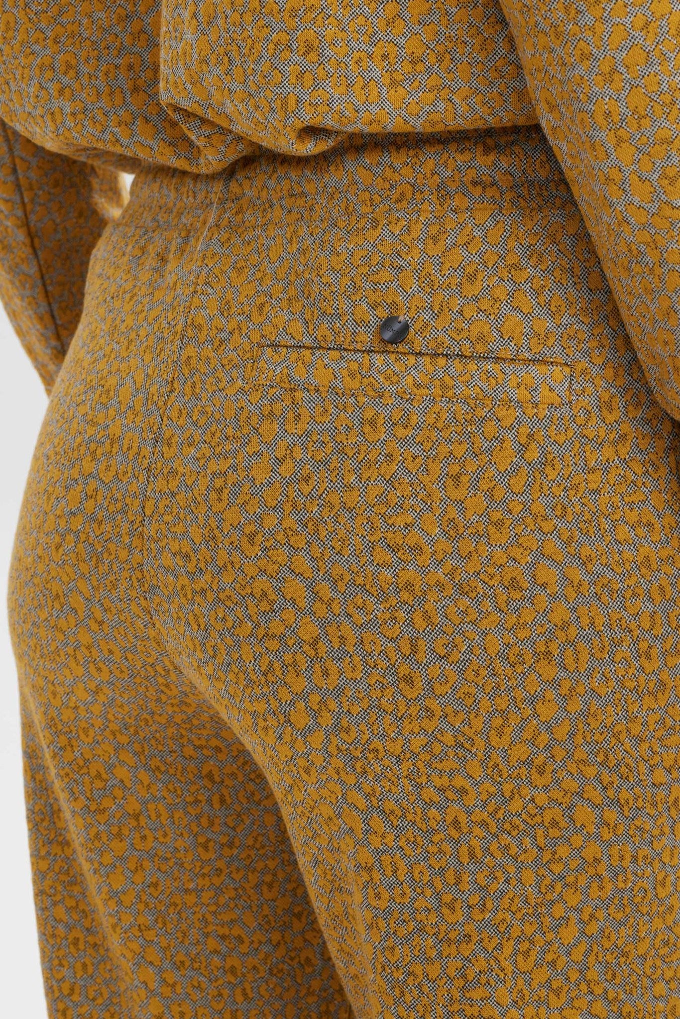 NUJOY PANT - Golden Spice - Image 5
