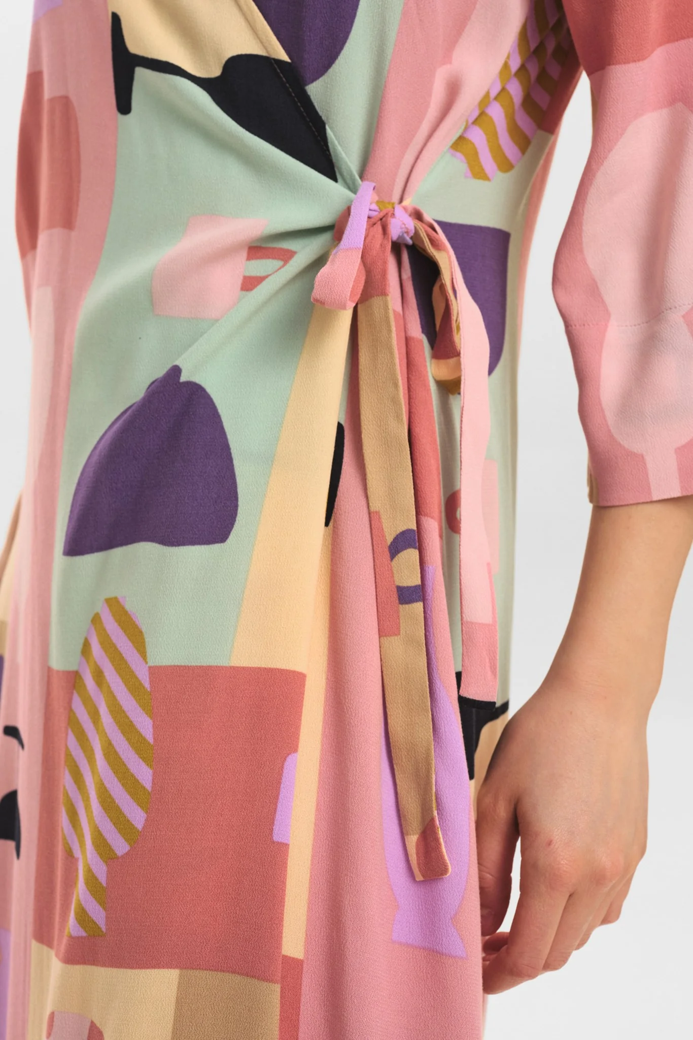 NUKAMILIA DRESS - Mellow Rose - Image 5