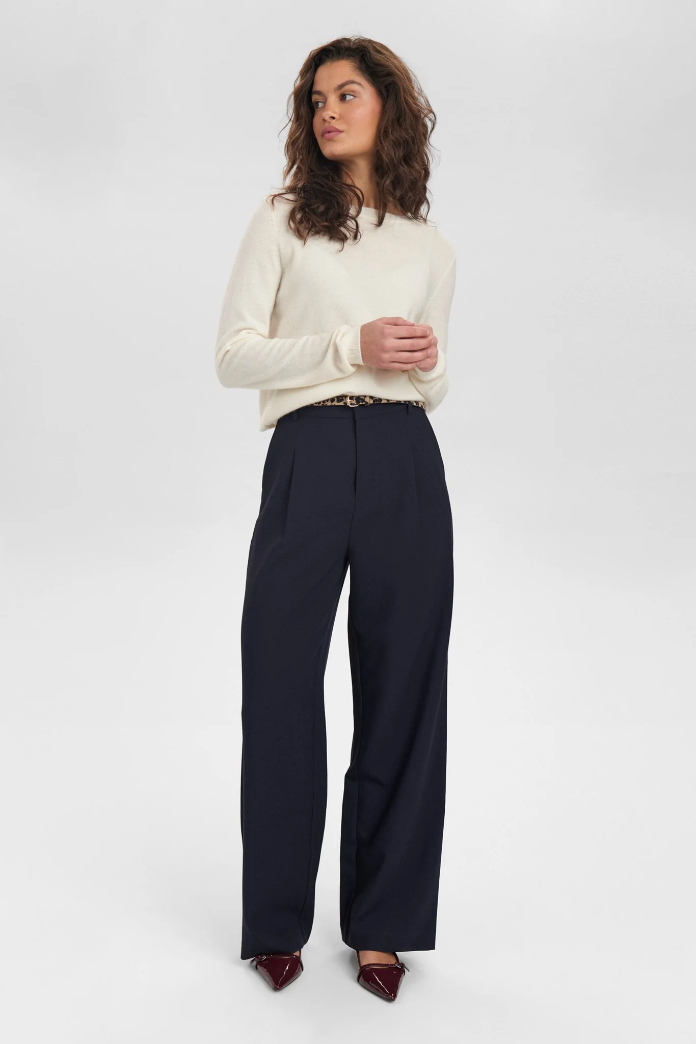 NUKASHA PULLOVER - Cloud Dancer - Image 3
