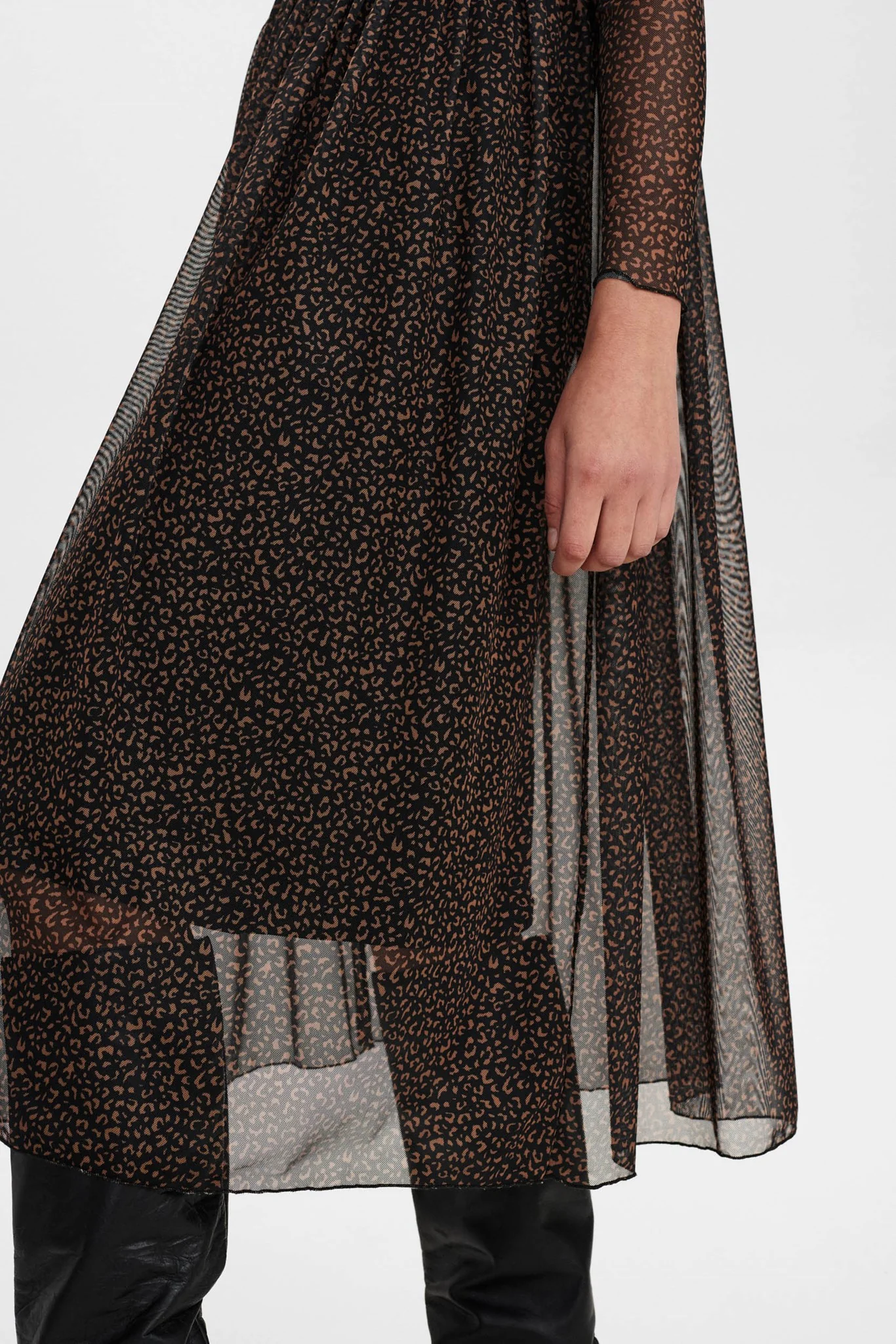 NUKEATON FREJA DRESS - Otter - Image 5