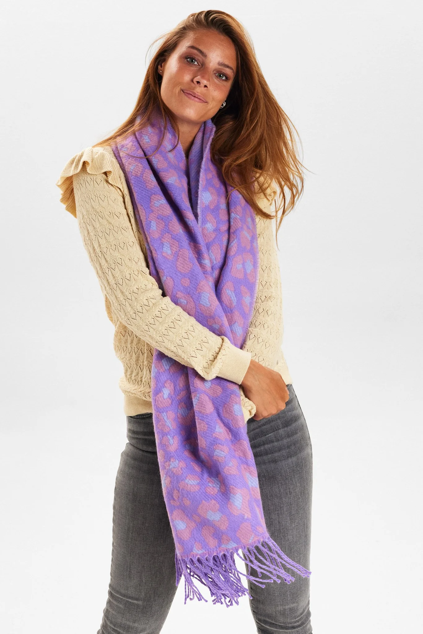 NULEONORA SCARF  - Fairy Wren - Image 3