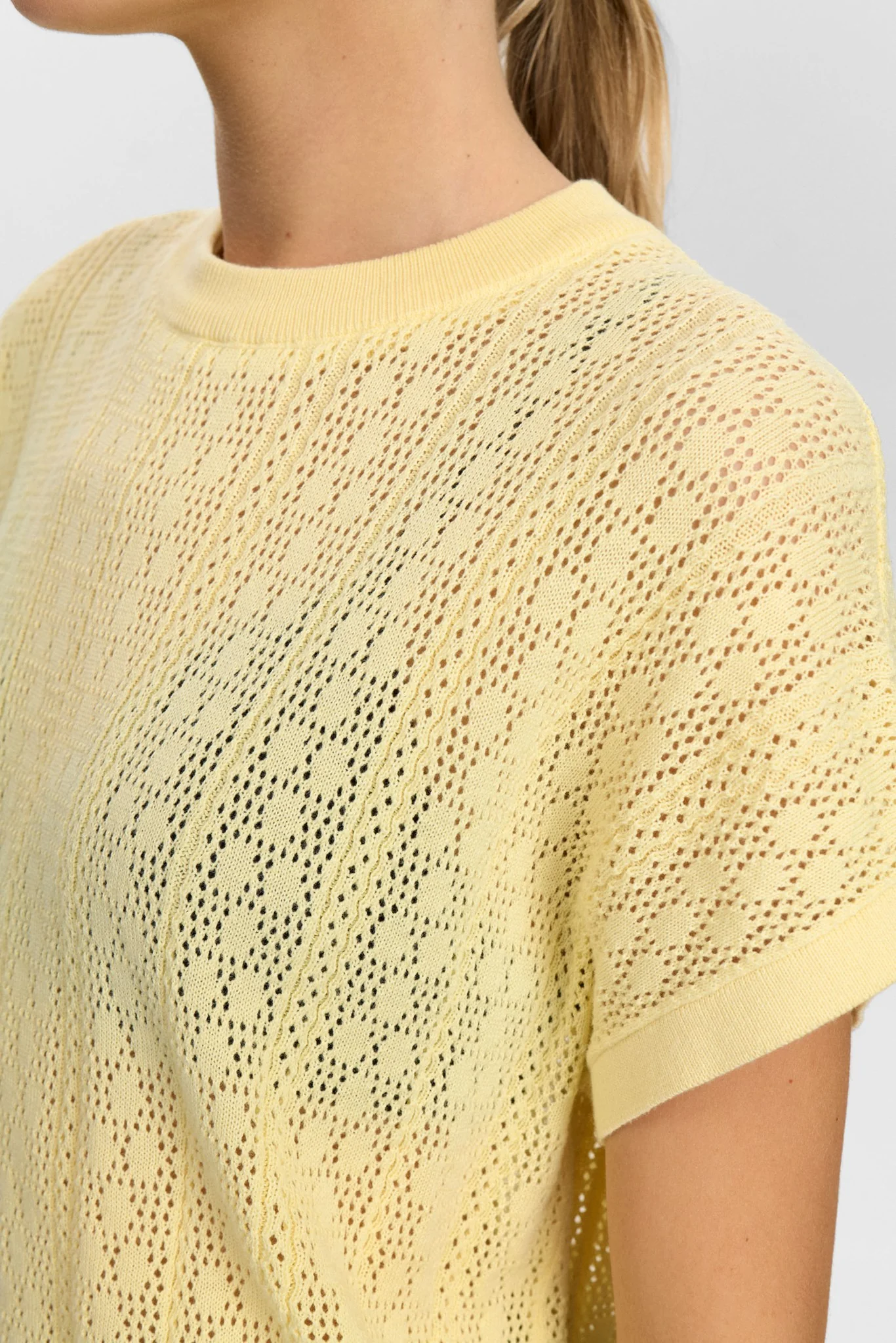 NULIVAS SS PULLOVER - Golden Haze - Image 5