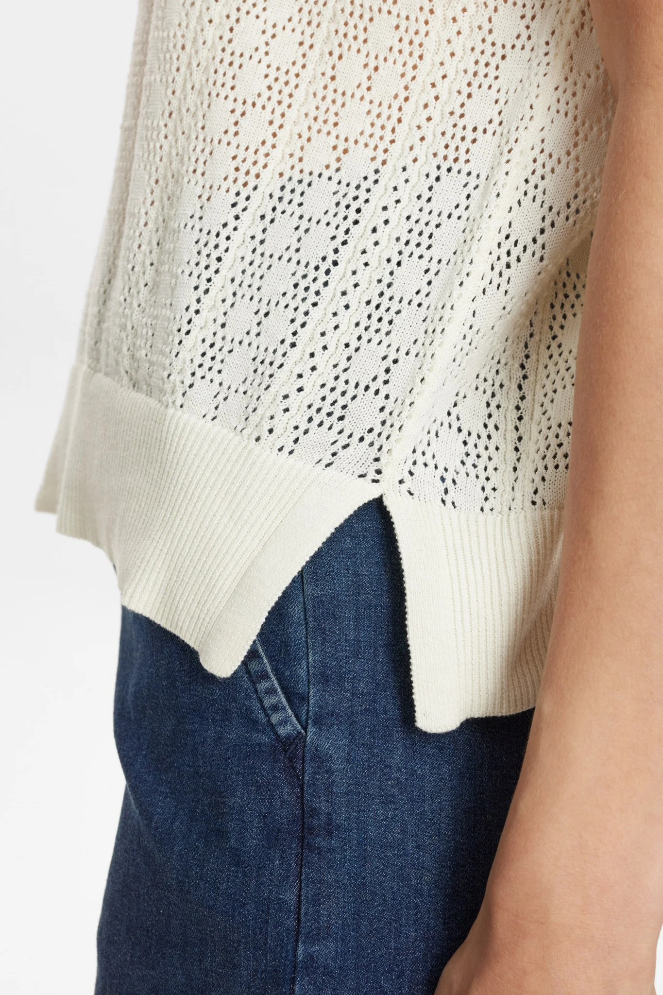 NULIVAS SS PULLOVER - Pristine - Image 5