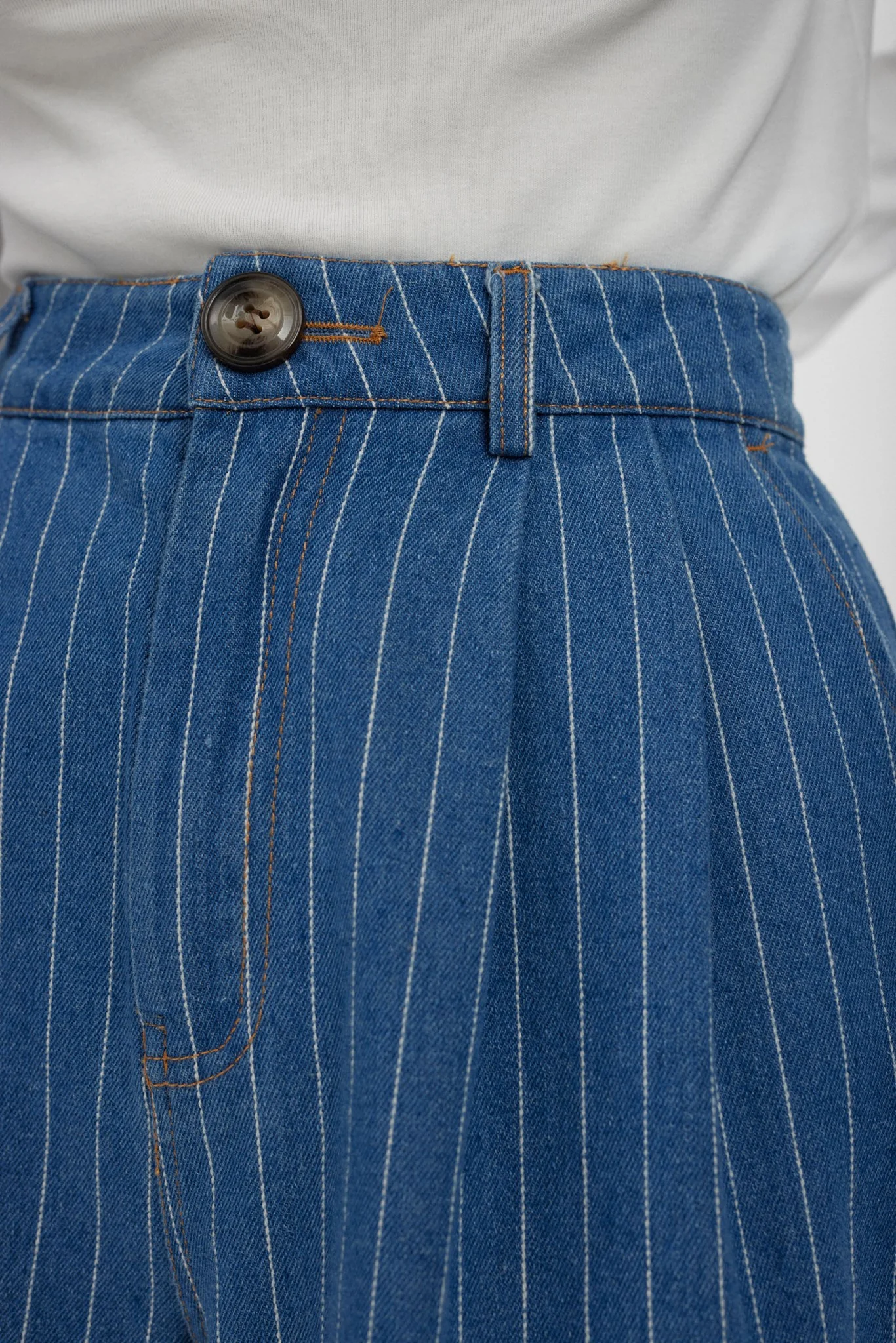 NULUCIE SHORTS - Dark Blue Denim - Image 4