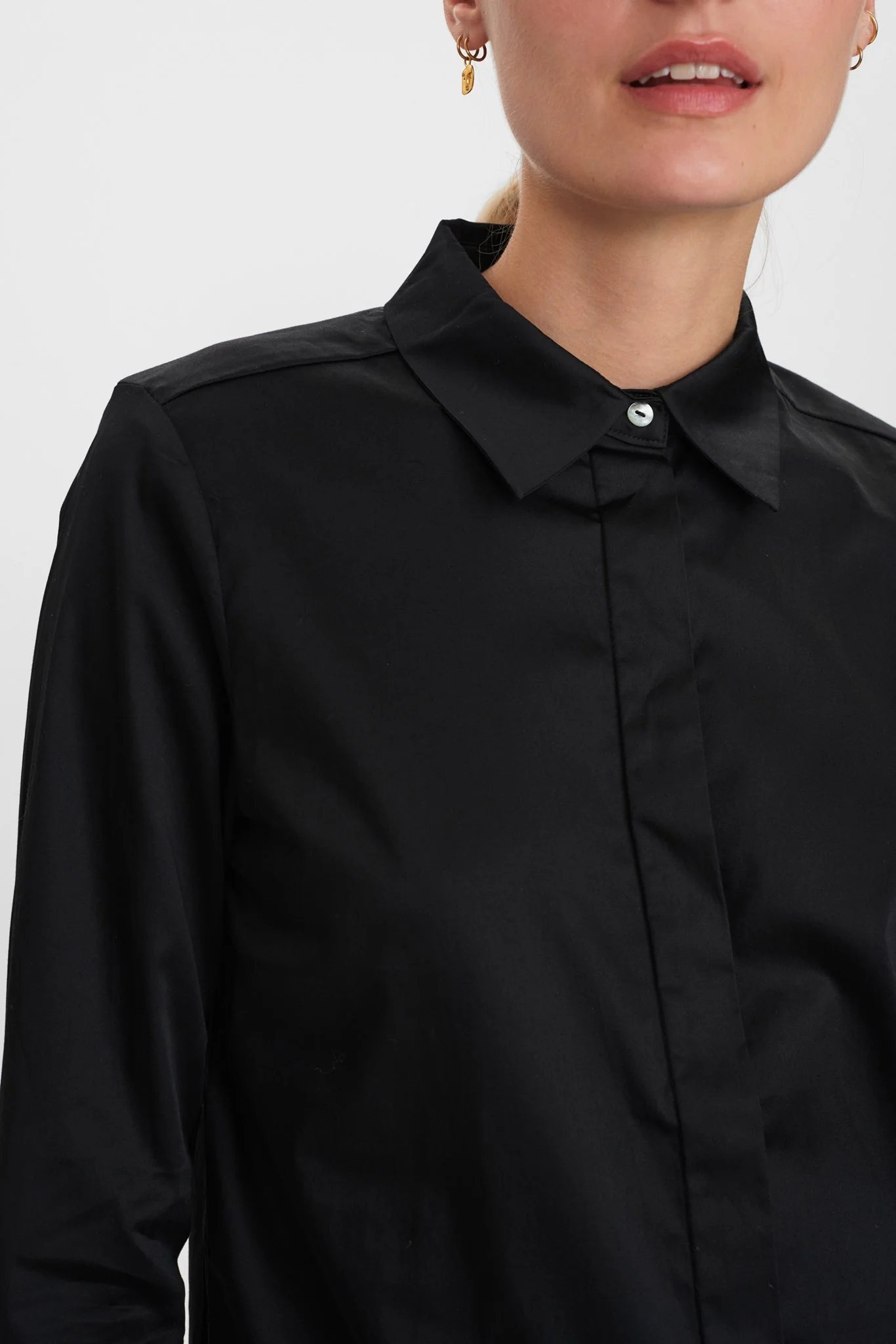 NULUCY SHIRT NOOS - Caviar - Image 4