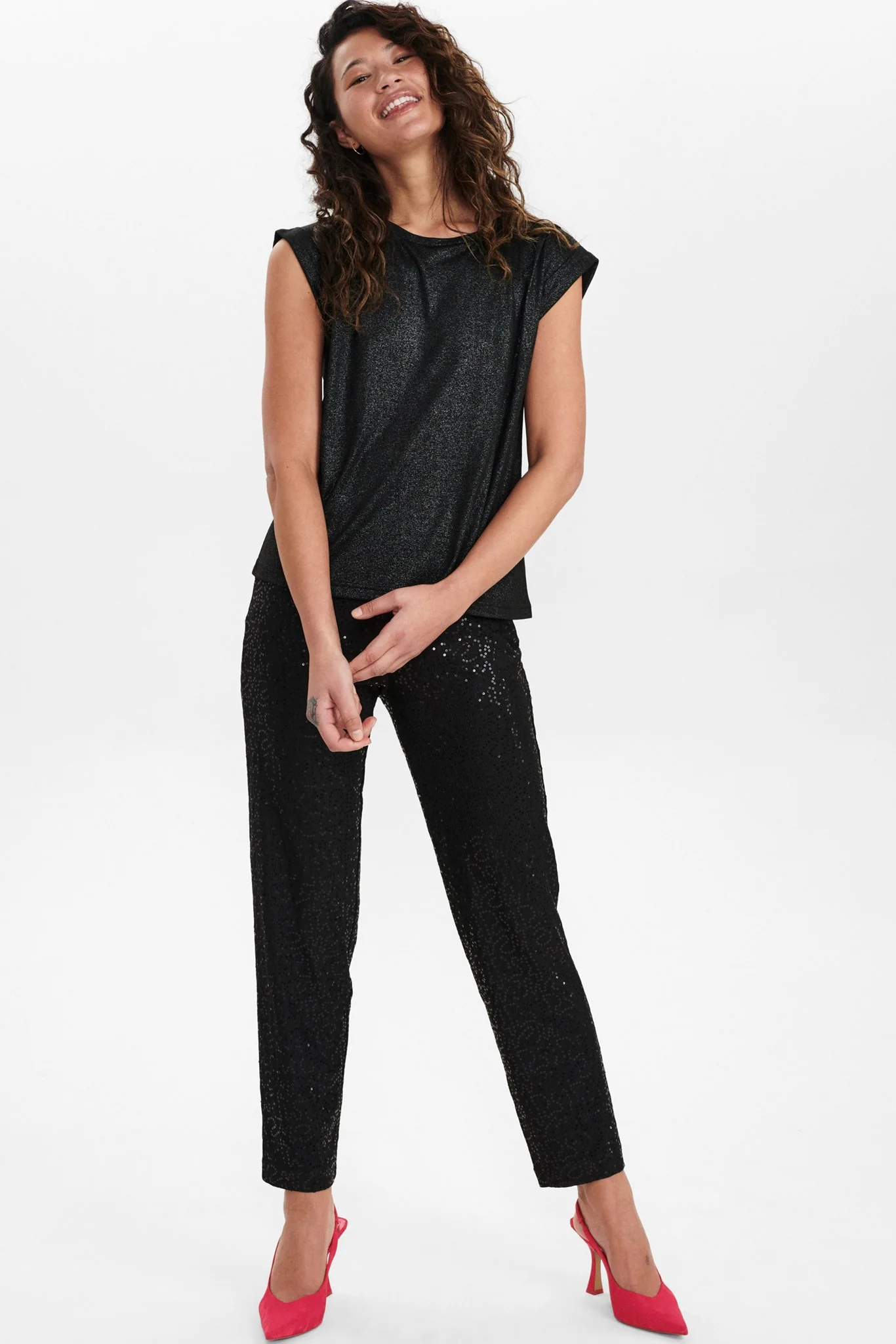 NUMANNI TEE - Caviar - Image 3