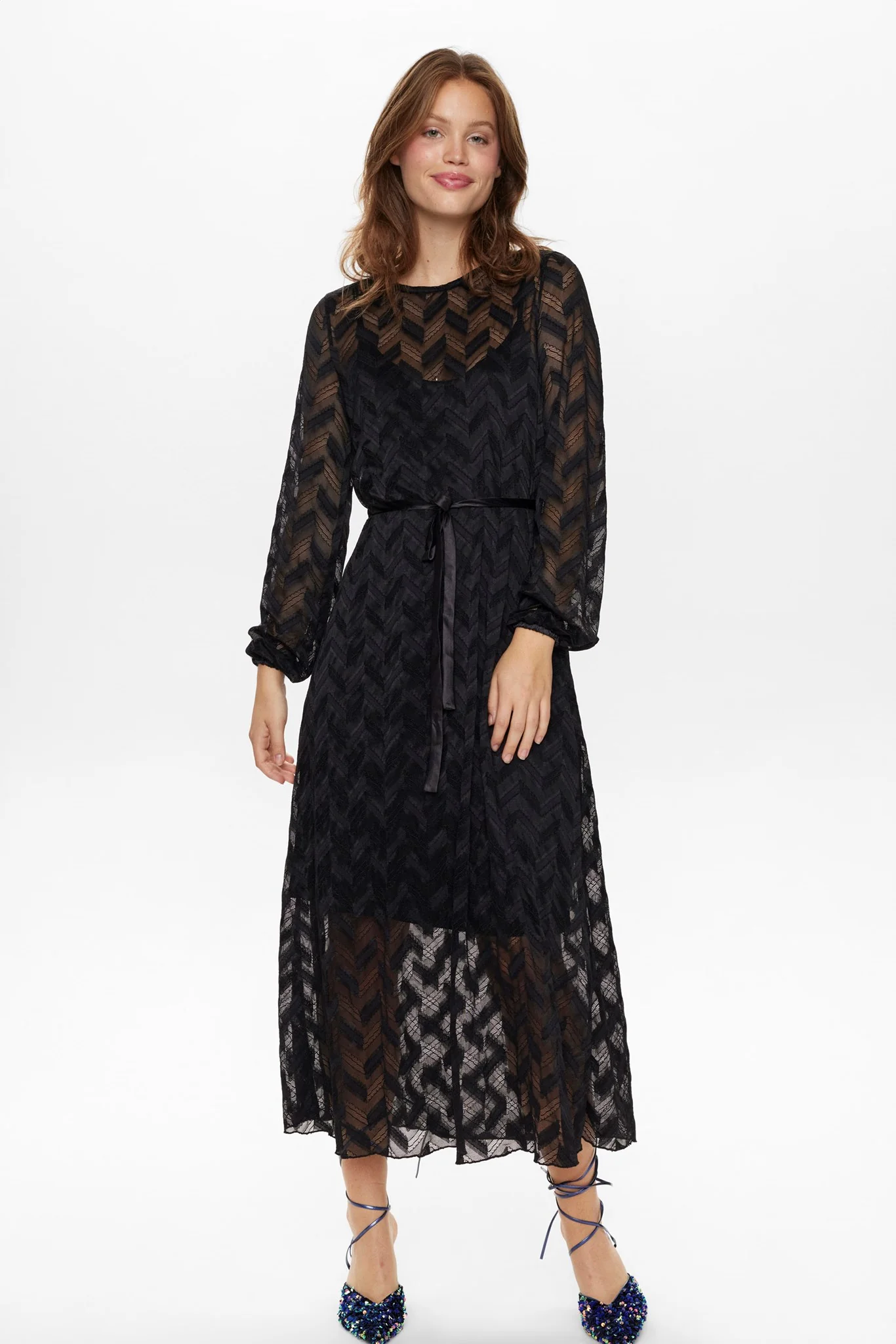 NUMIKA DRESS - Caviar - Image 6