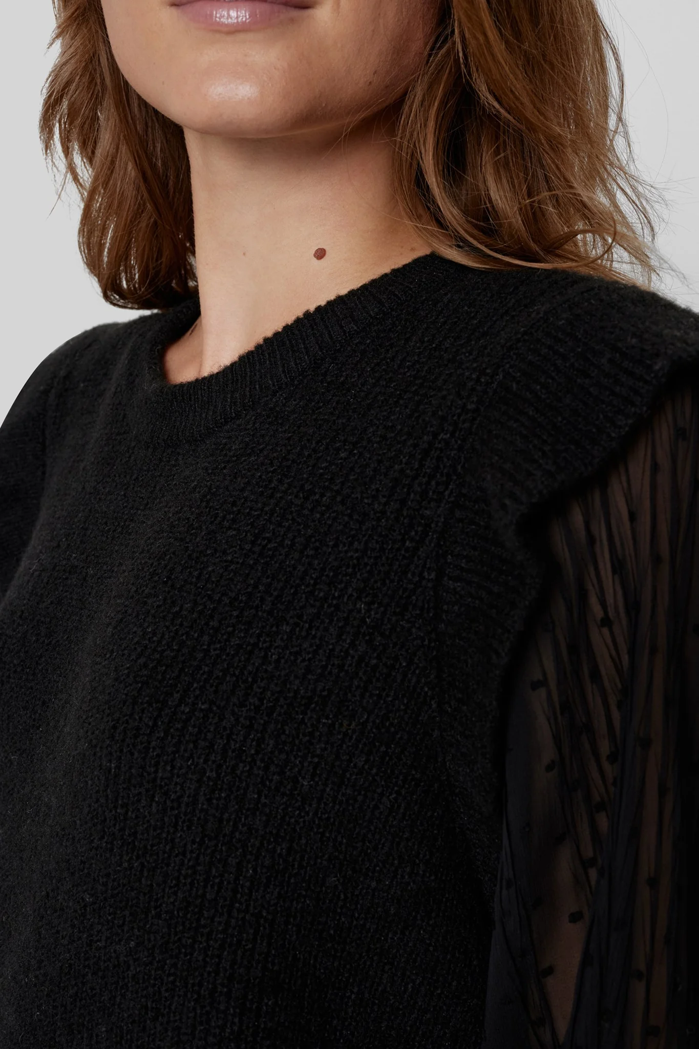 NUMILA PULLOVER - Caviar - Image 5