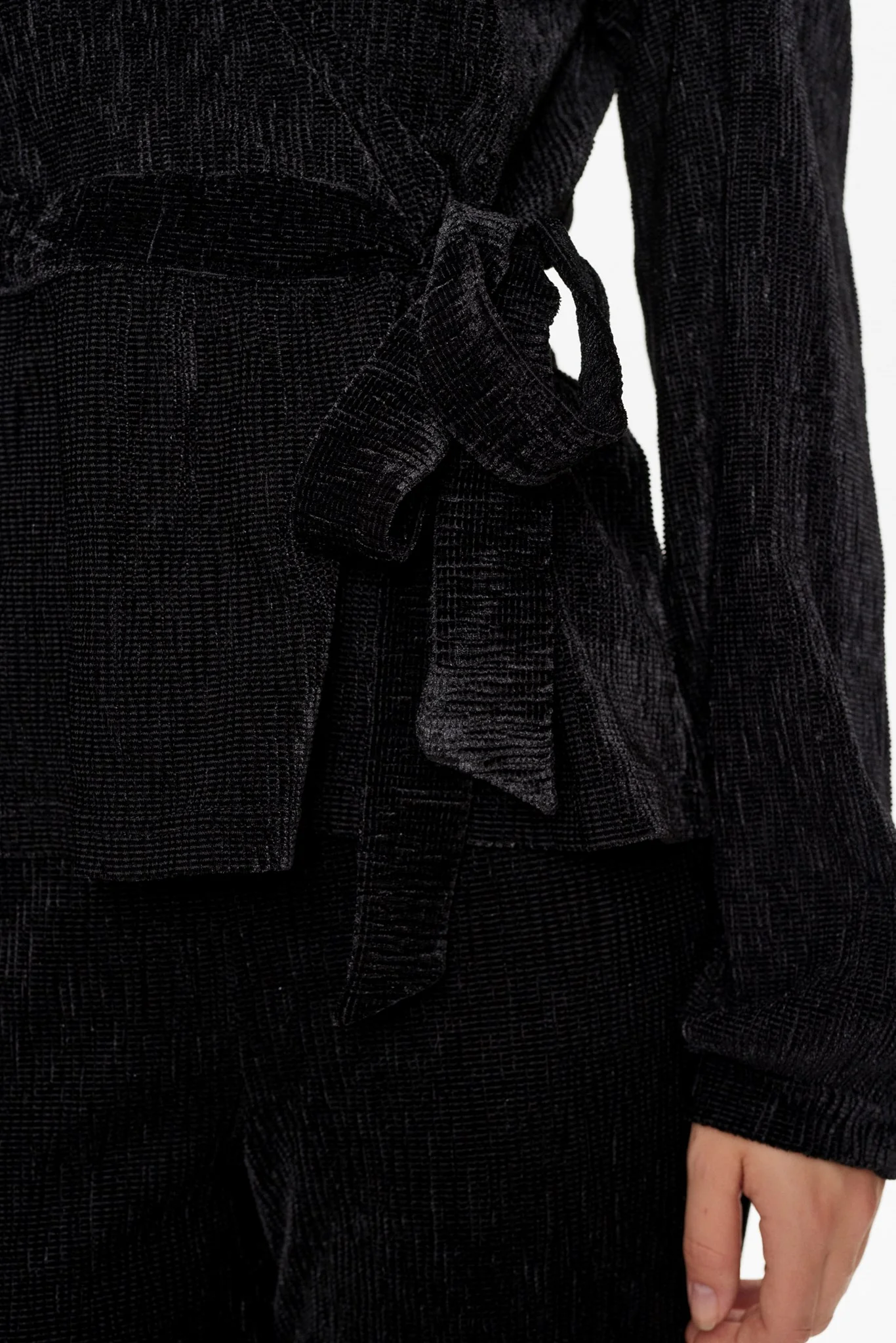 NUMILLAS BLOUSE - Caviar - Image 5