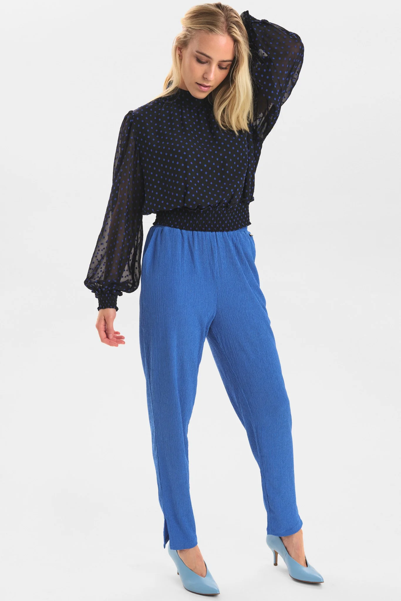 NUMILLE BLOUSE - Caviar - Image 3