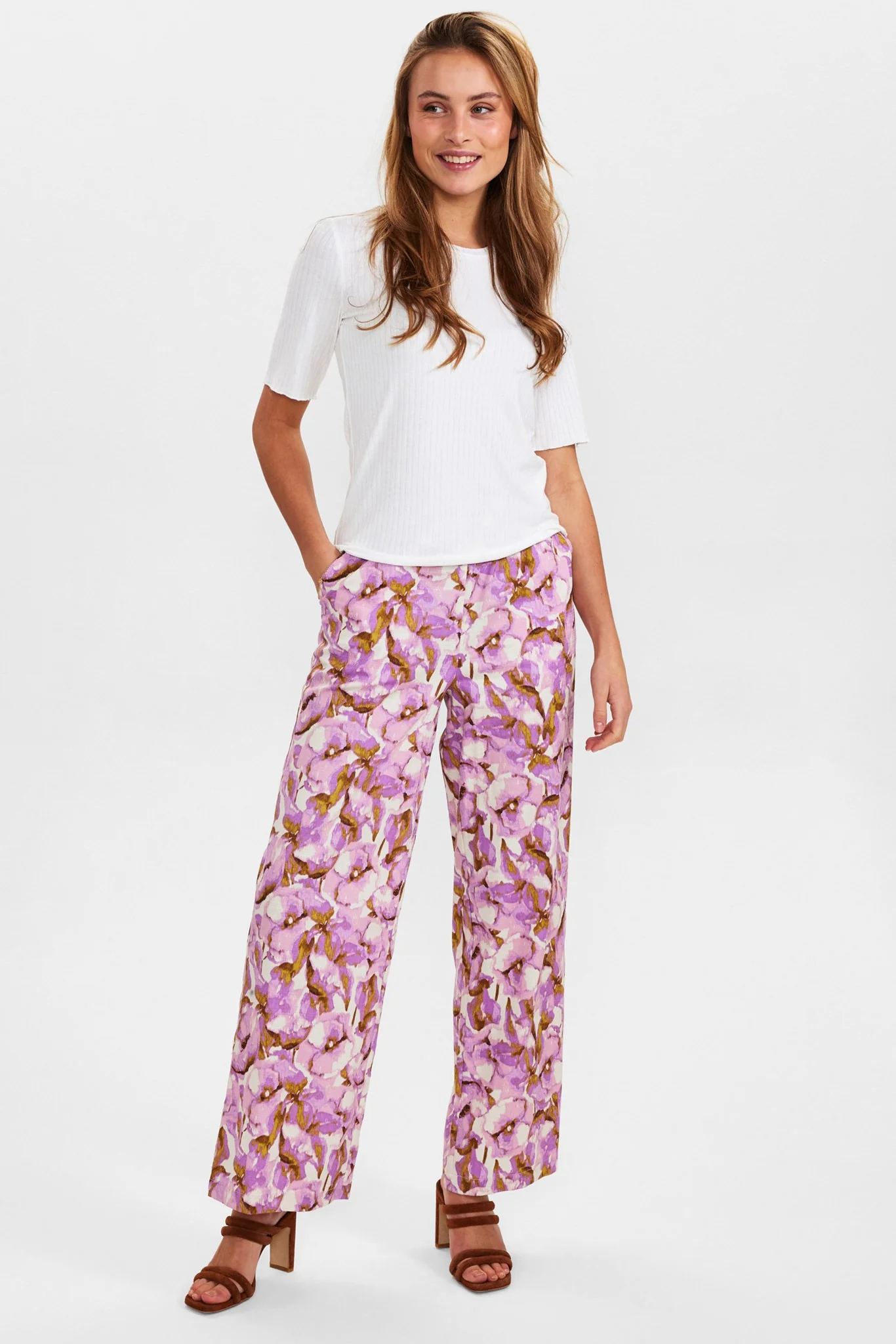 NUMINNIA SS BLOUSE - Cloud Dancer - Image 3