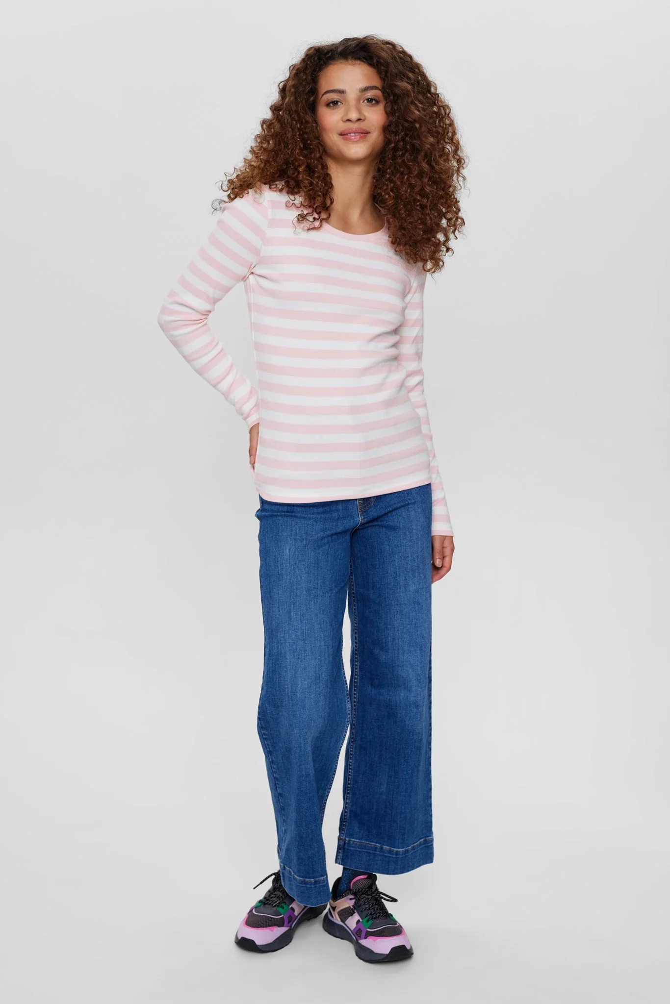 NUMIXIE LS T-SHIRT - GOTS - Almond Blossom - Image 3