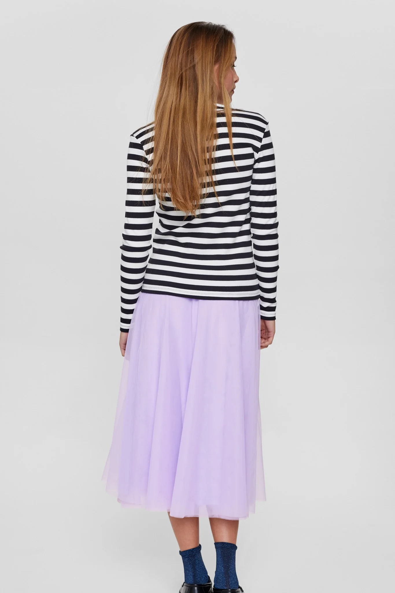 NUMIXIE LS T-SHIRT - GOTS - Caviar - Image 2