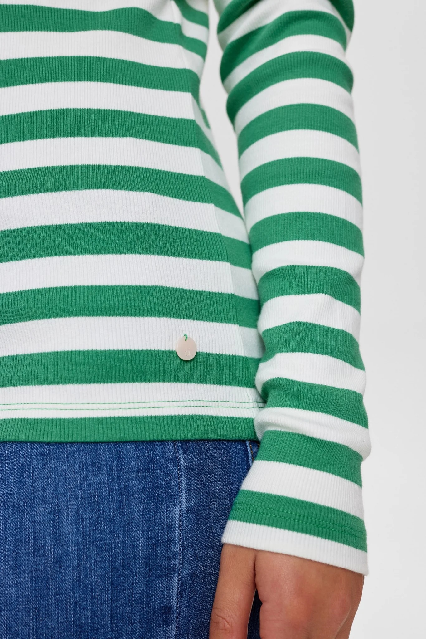 NUMIXIE LS T-SHIRT - GOTS - Pine Green - Image 5