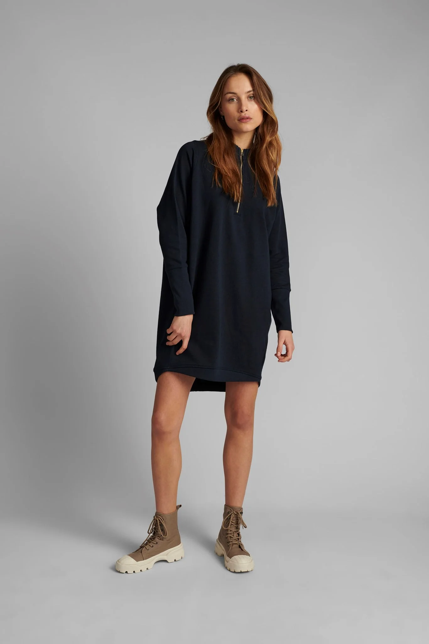 NUNIKOLA DRESS  - Dark Sapphire - Image 3