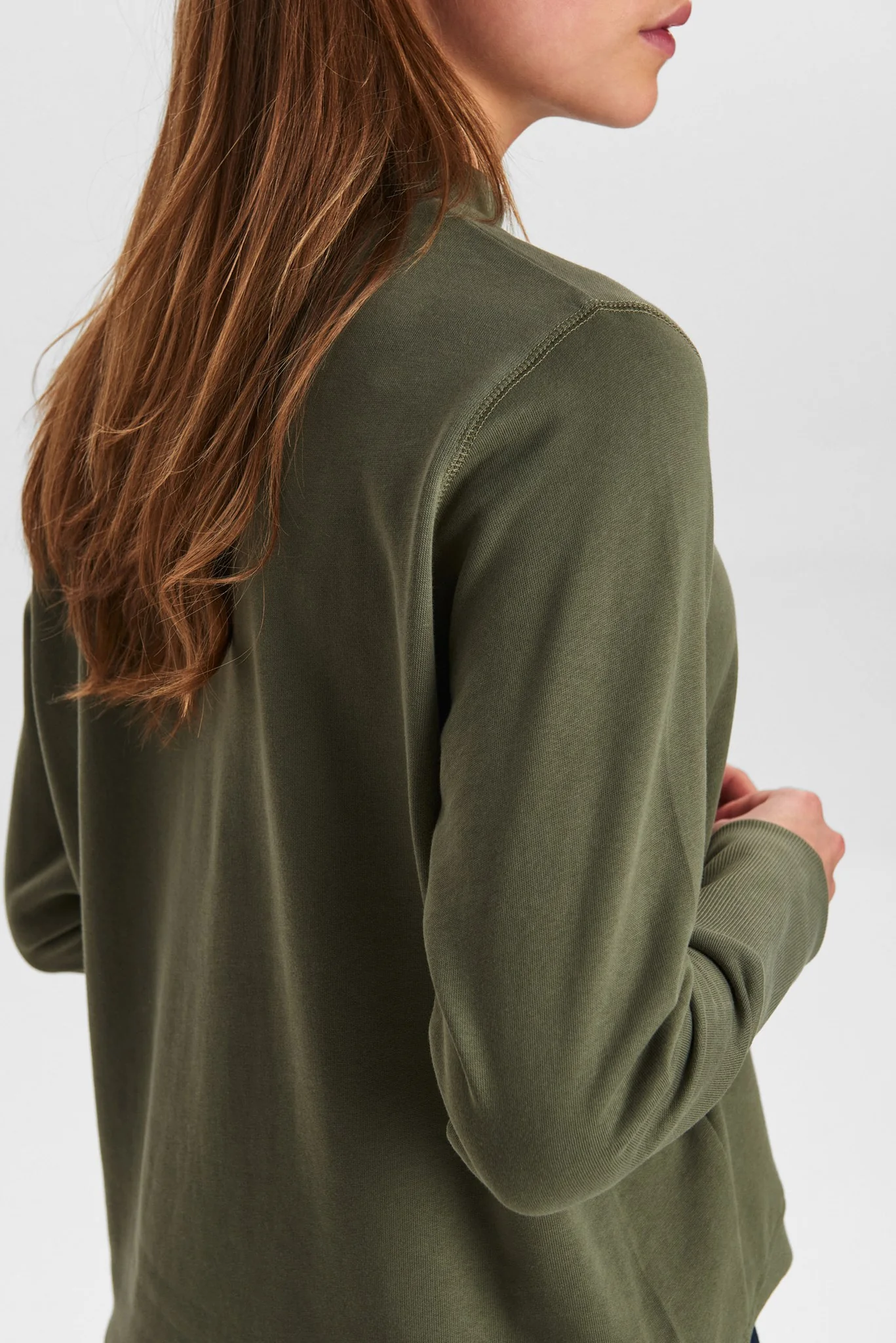 NUNIKOLA TURTLENECK-NOOS-GOTS - Deep Lichen Green - Image 5