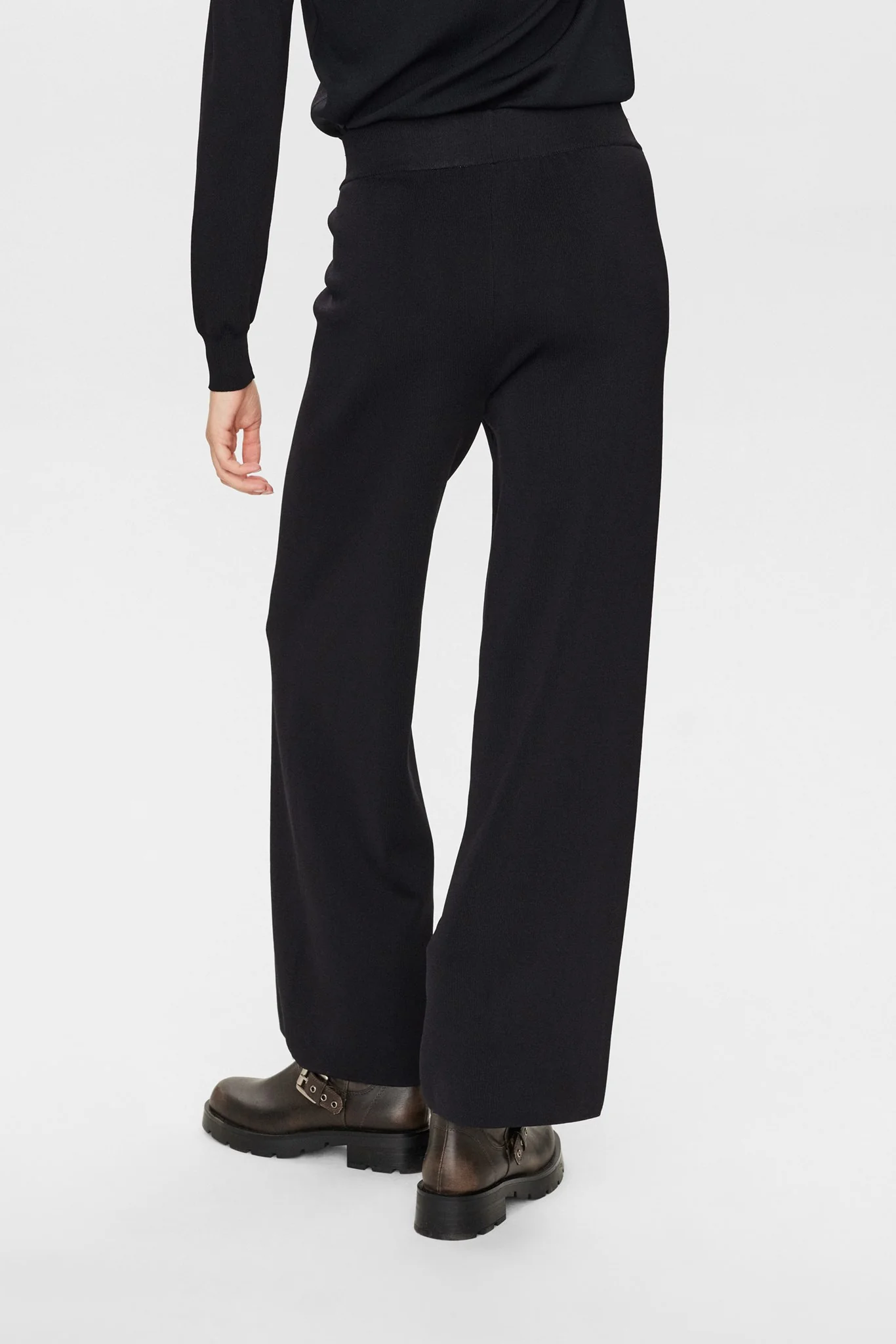 NUNILLI PANTS - Caviar - Image 2