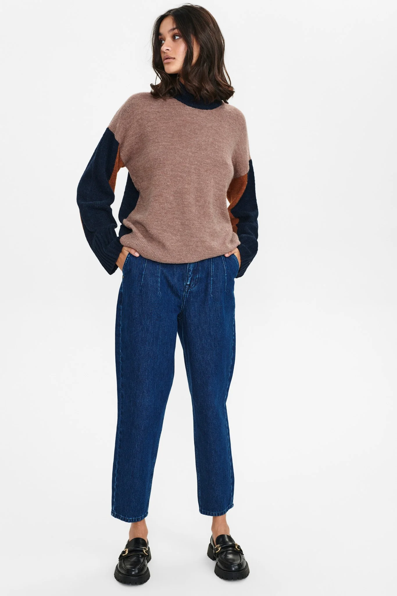 NUNUCHER PULLOVER - Dark Sapphire - Image 3