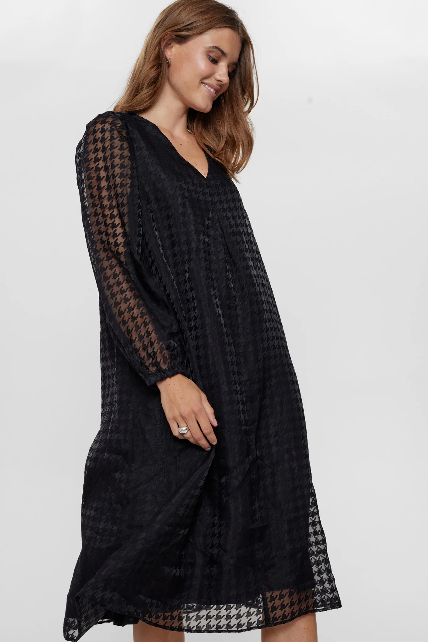 NUNYROMA LS DRESS - Caviar - Image 6