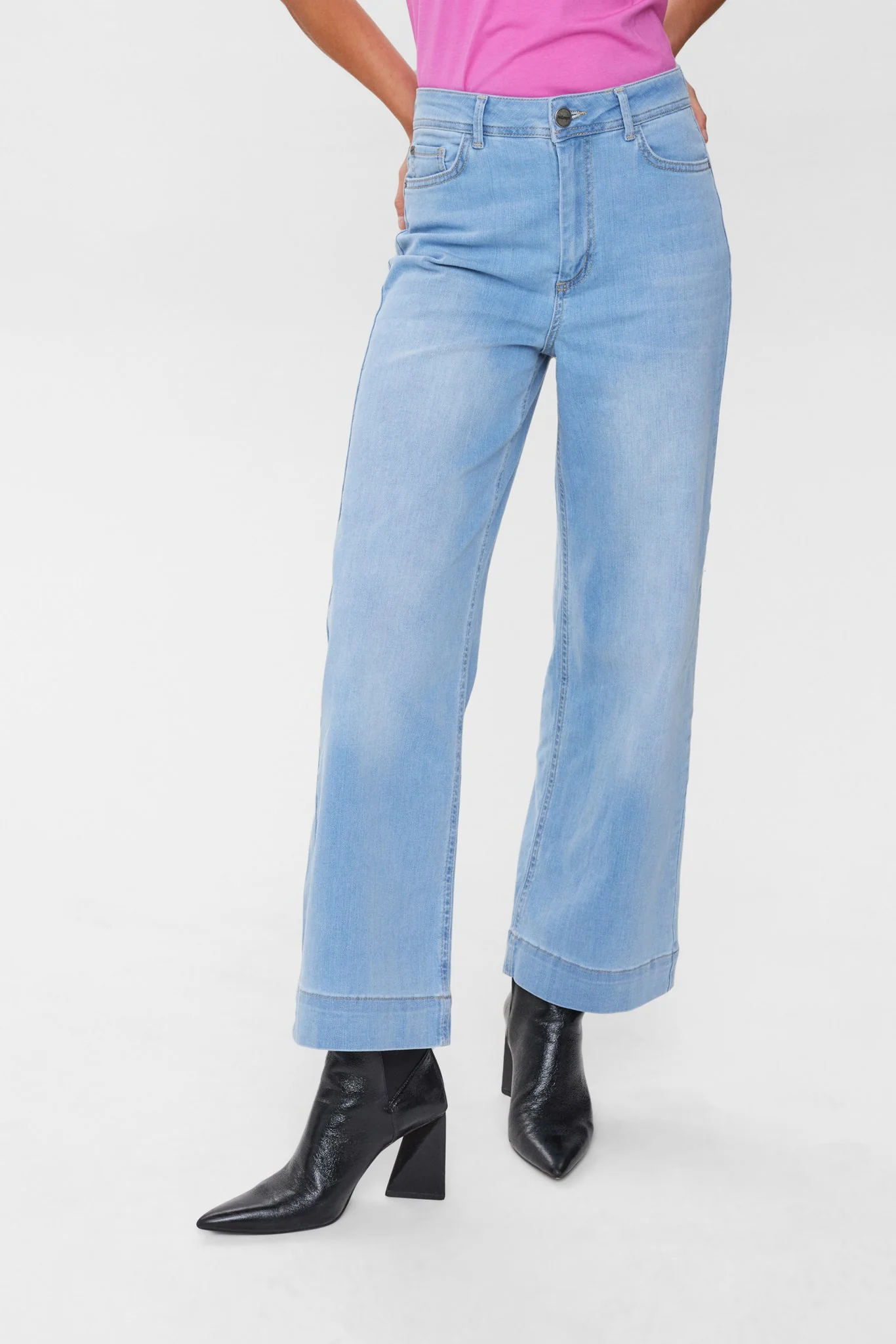 NUPARIS CROPPED  JEANS - Light Blue Denim - Image 6