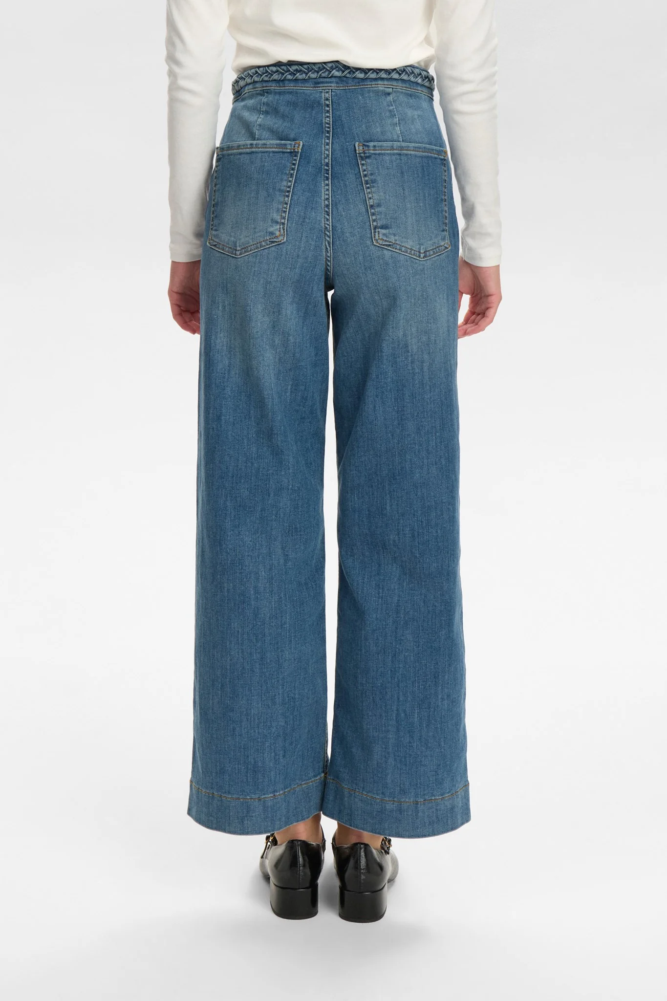 NUPARIS CROPPED JEANS  - Light Denim Blue 2 - Image 2