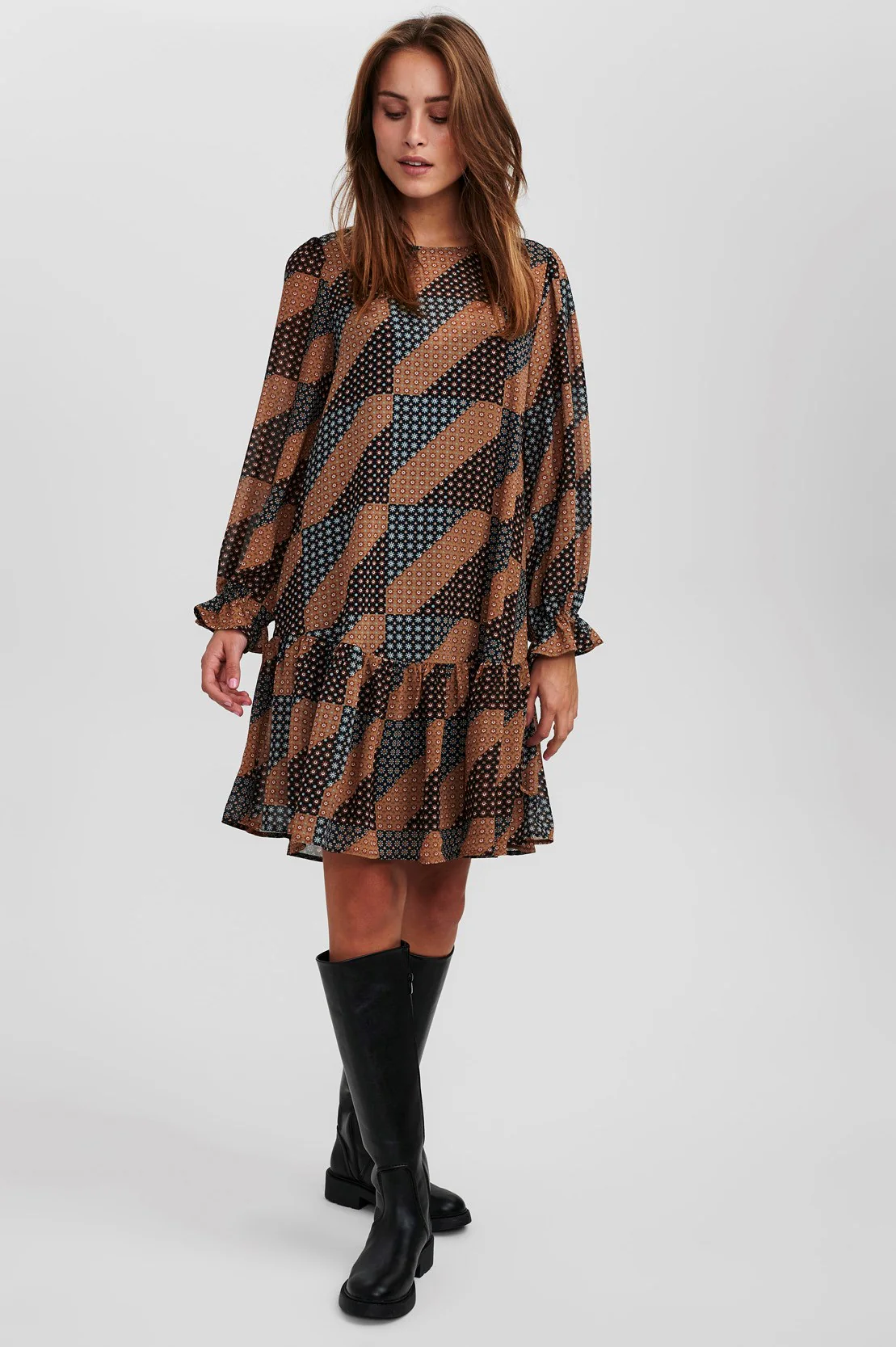NUPATCH DRESS - Dark Sapphire - Image 3