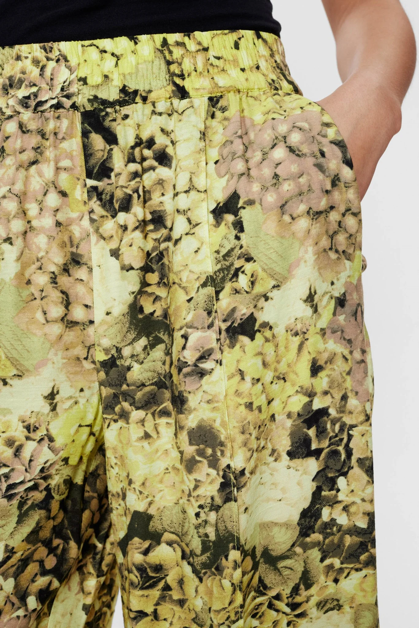 NUPAULINE PANTS - Limeade - Image 5