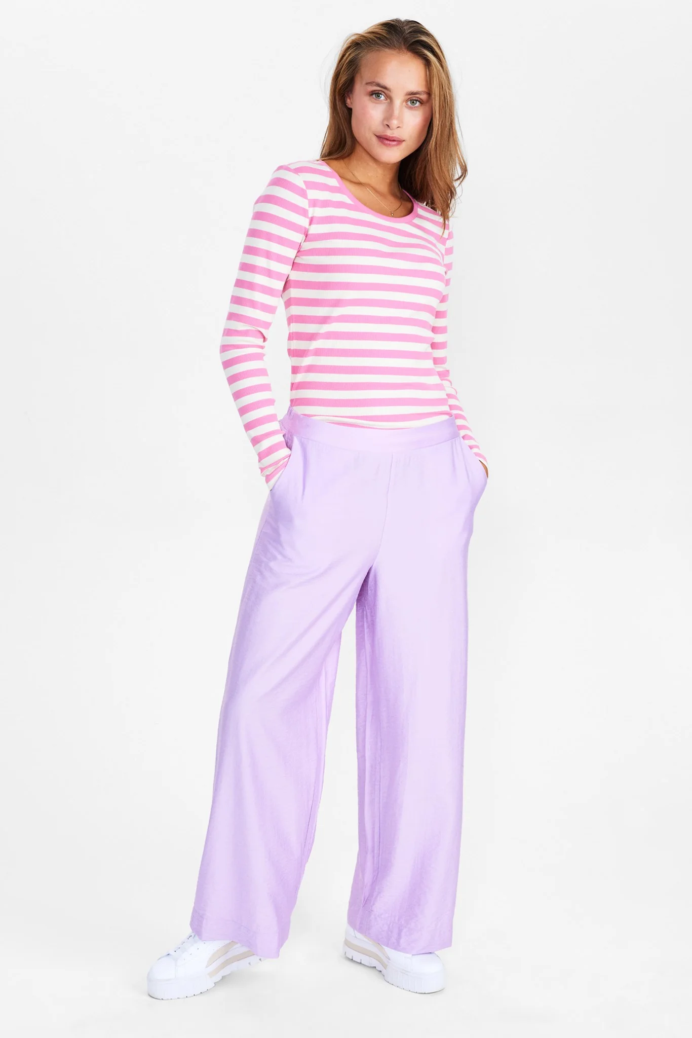 NUPIL PANTS - Lupine - Image 3
