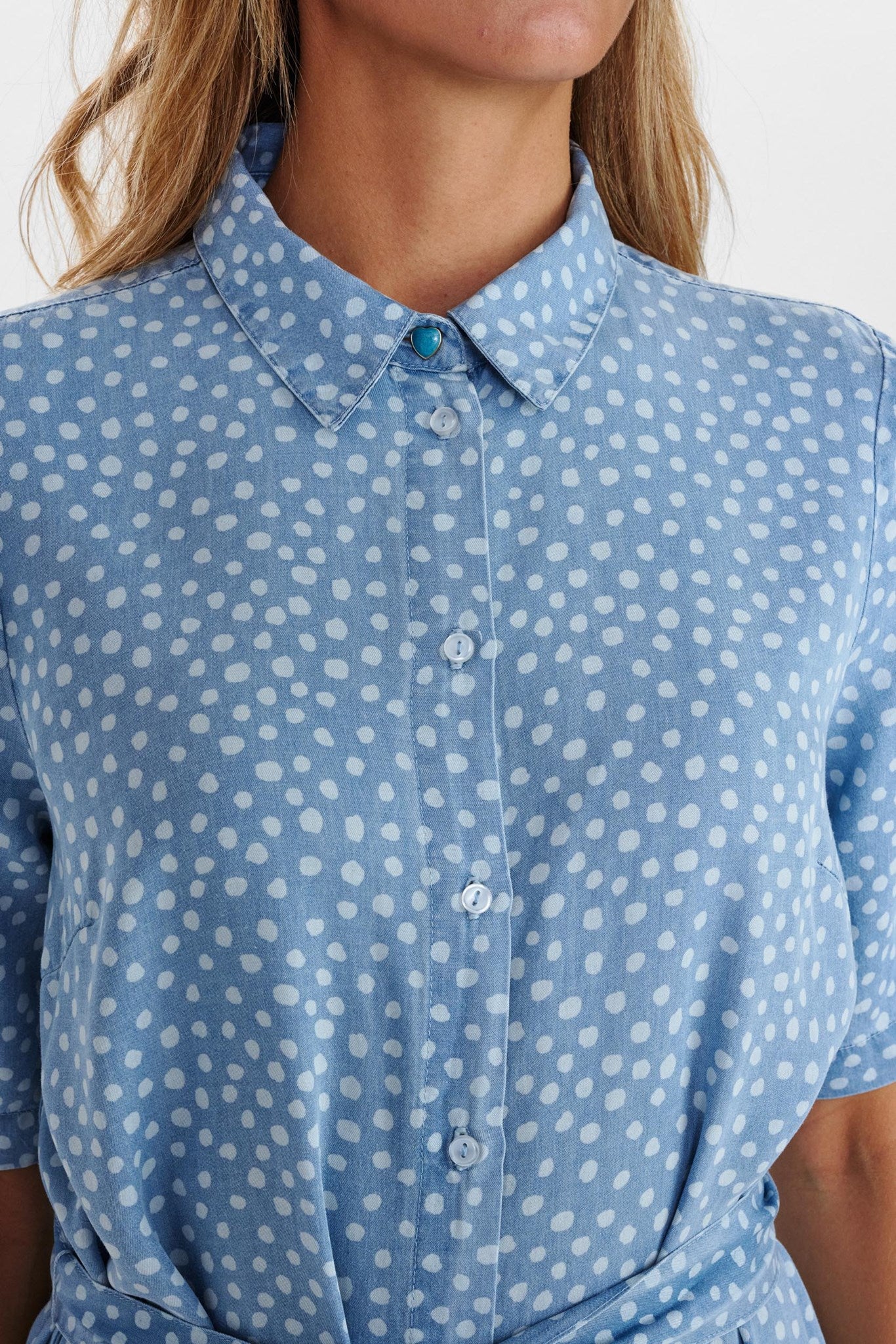 NUPOULINA DRESS - Medium Blue Denim - Image 4