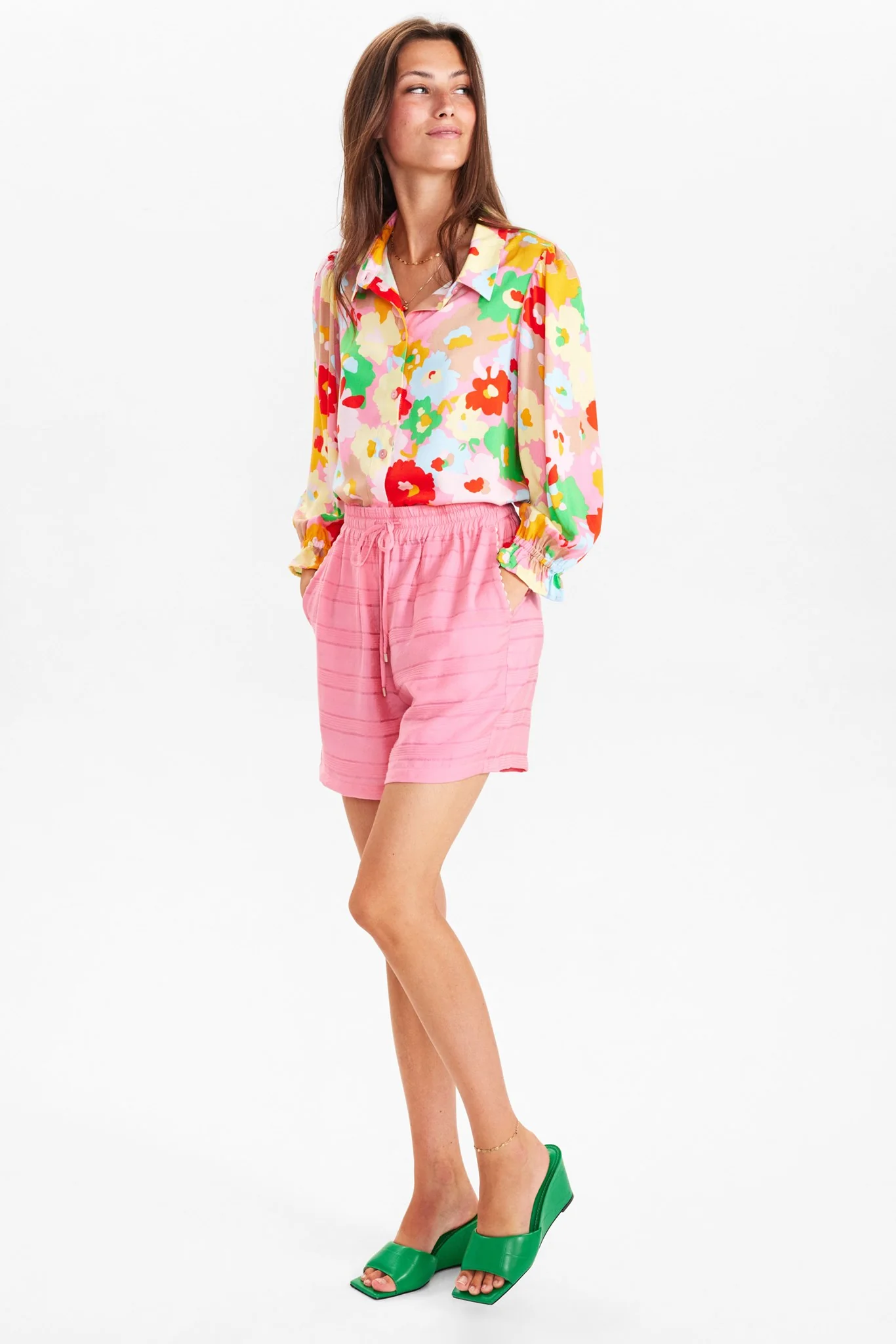 NUREGINA SHORTS - Plumeria - Image 3