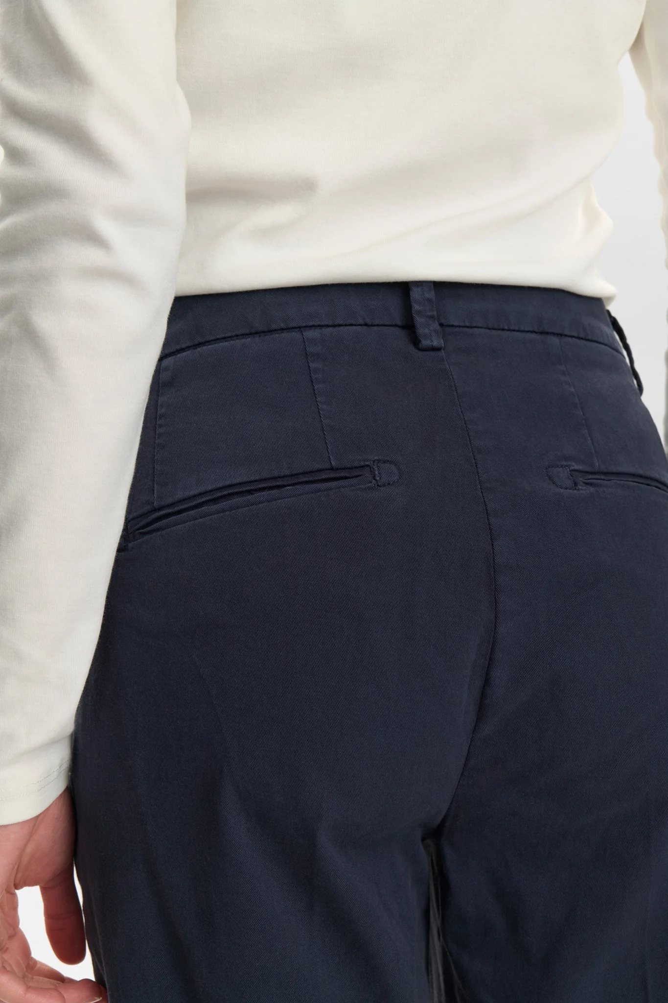 NUREGITZA PANTS  - Dark Sapphire - Image 5