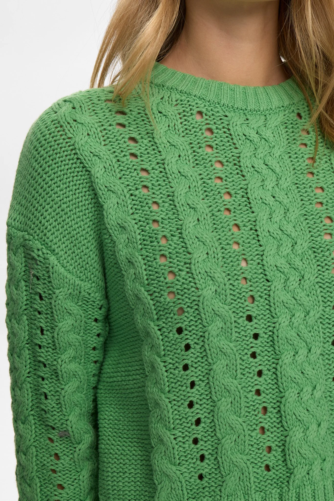 NUREMI PULLOVER - Vibrant Green - Image 4