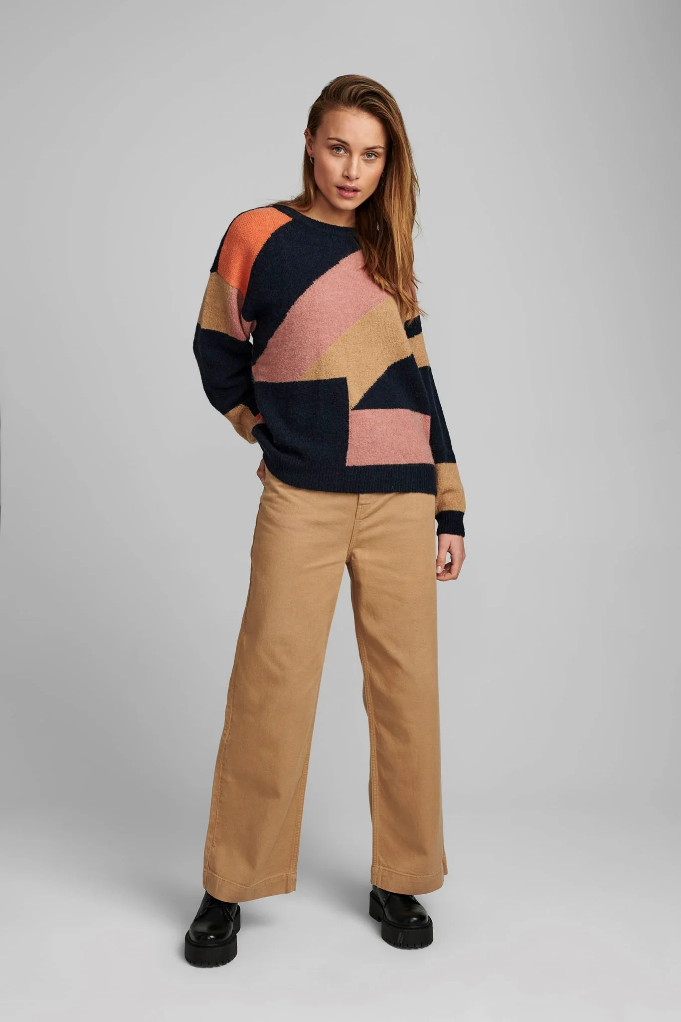NURIBLOOK PULLOVER  - Tannin - Image 3