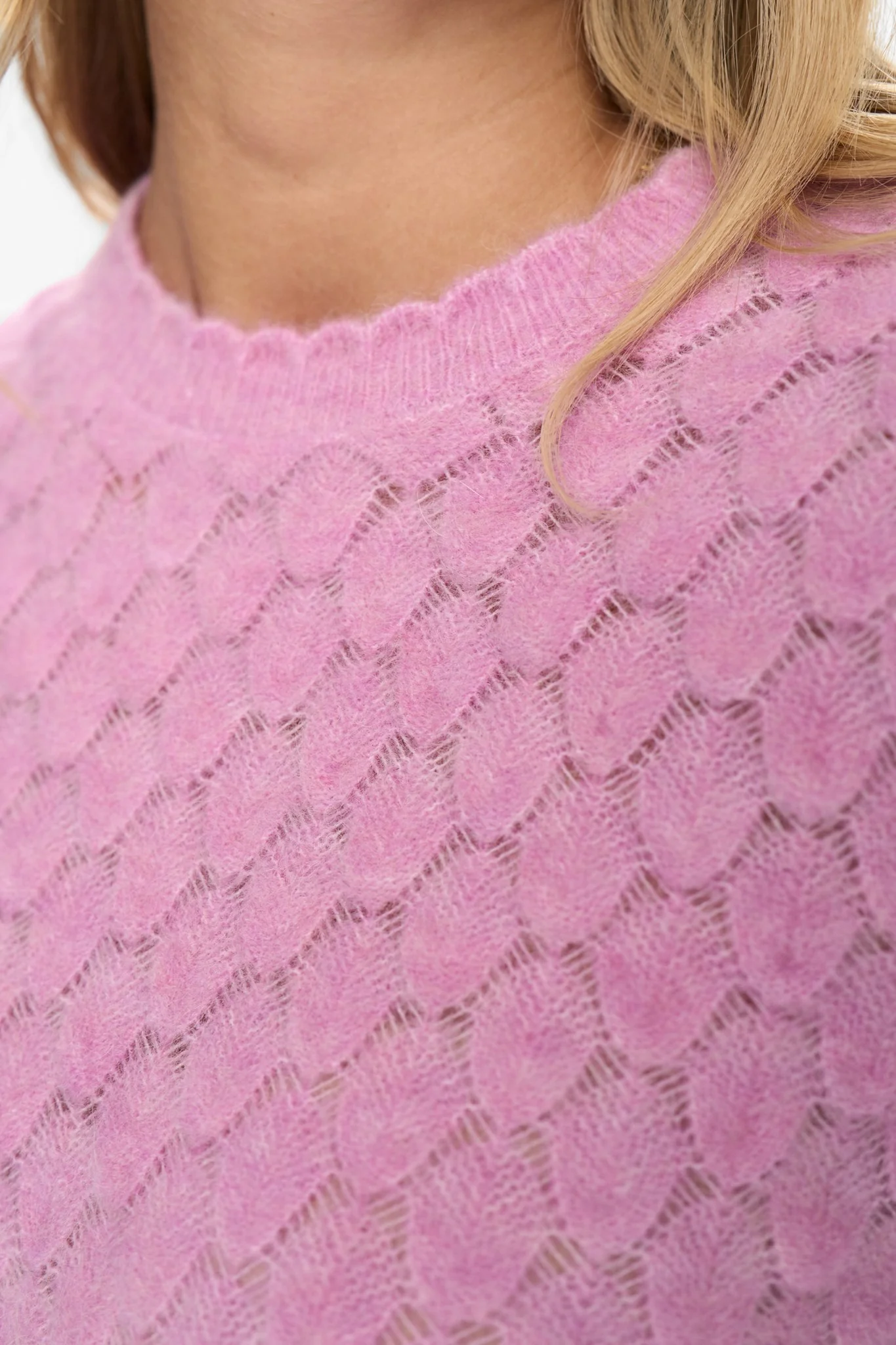 NURIETTE LEAF POINTELLE PULLOVER - LILAC SACHET - Image 4
