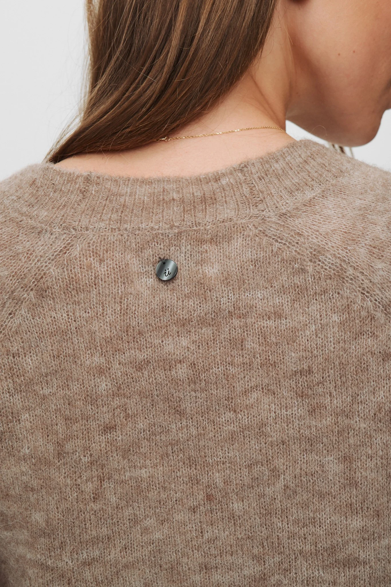 NURIETTE V-NECK CARDIGAN - Taupe Gray - Image 4