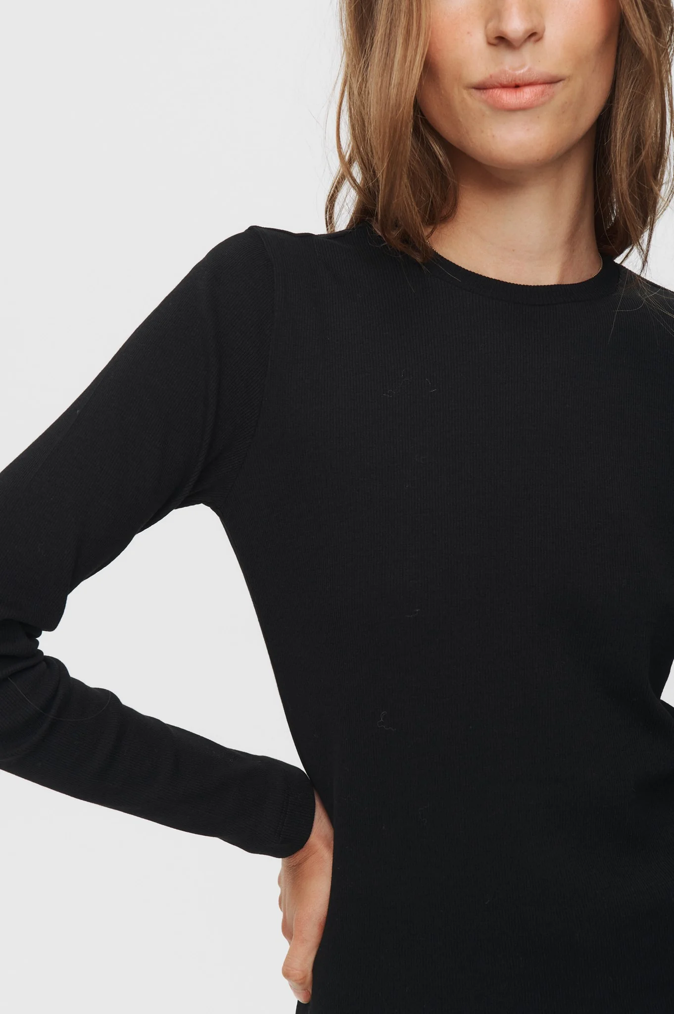 NURILEY LS TEE - Caviar - Image 5